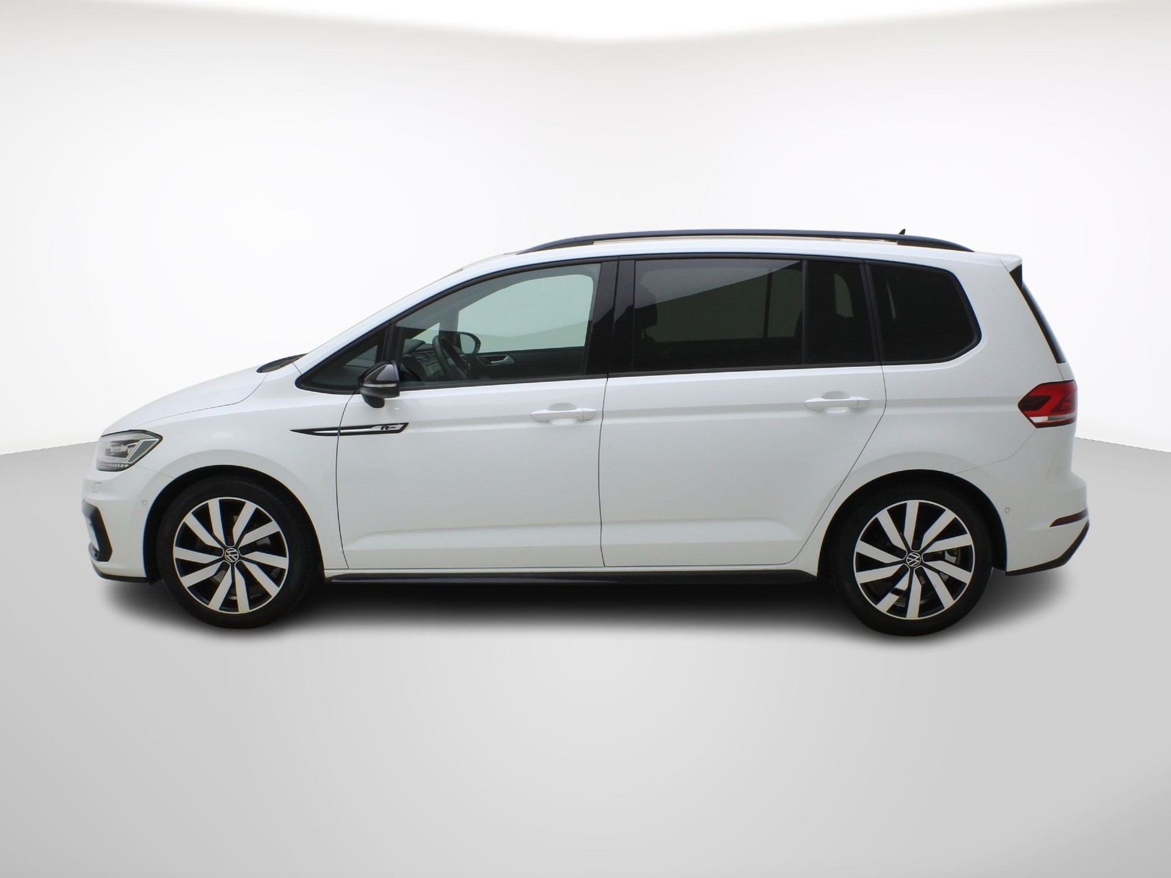 VW Touran 1.5 TSI DSG R-Line Black Style **VW Werksgarantie bis 12/2030**-image-2