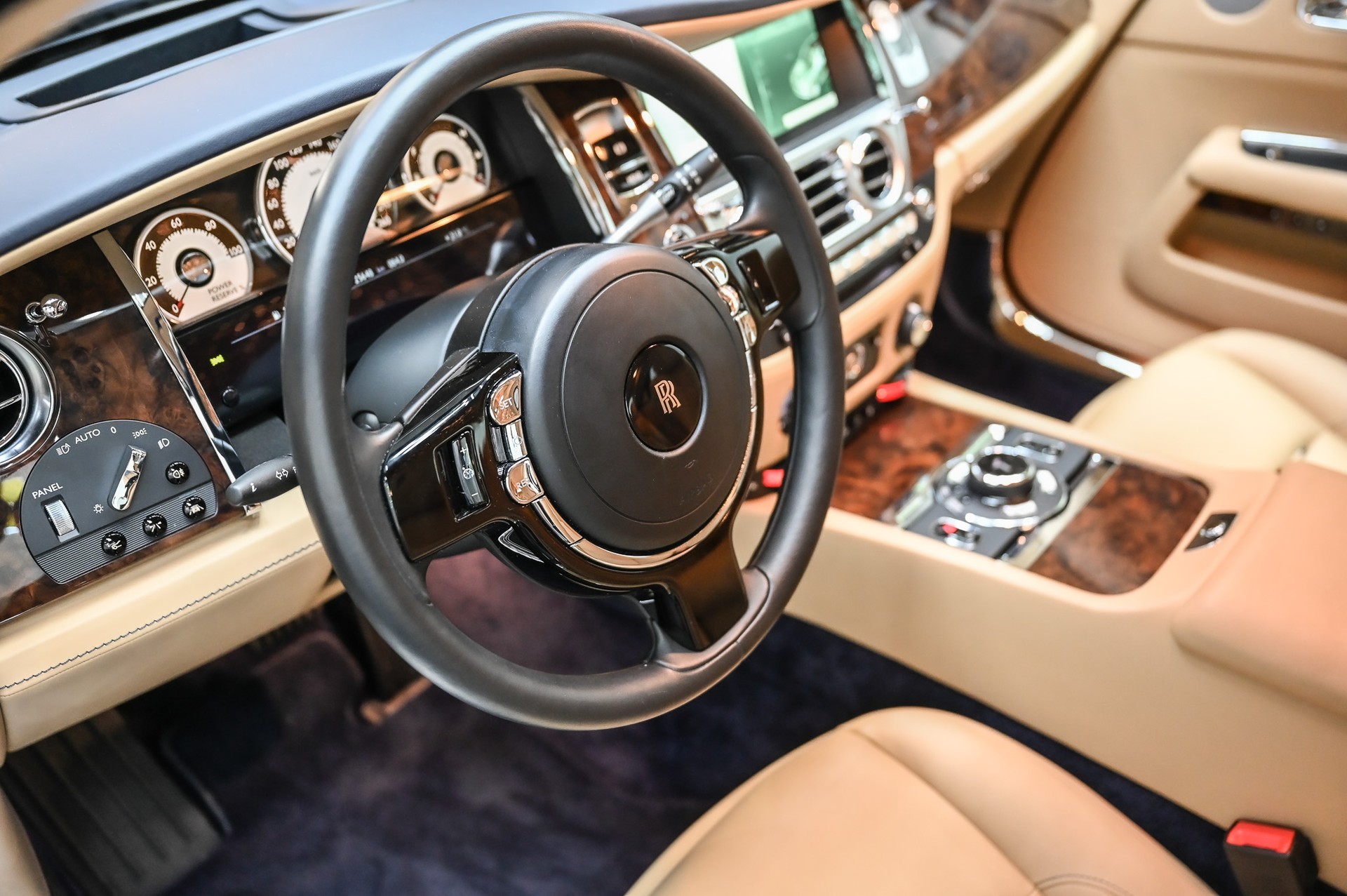 ROLLS-ROYCE Wraith 6.6 V12-image-18