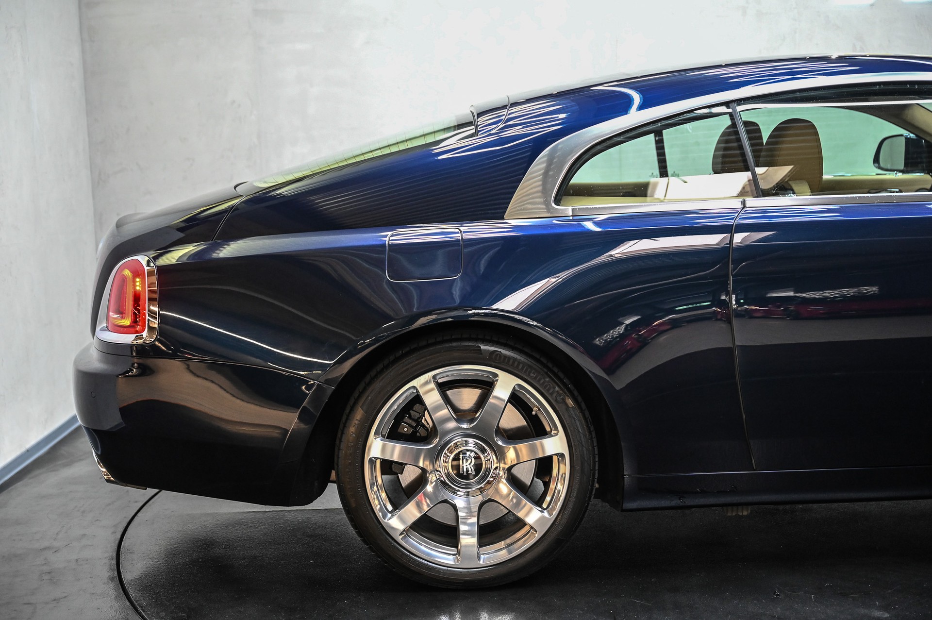 ROLLS-ROYCE Wraith 6.6 V12-image-12