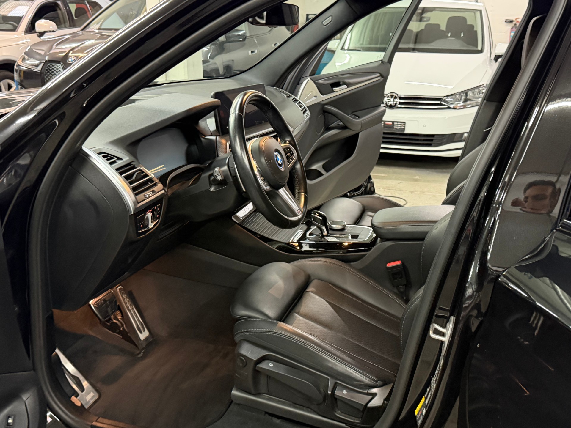 BMW X3 xDrive 30e M Sport Edition-image-11