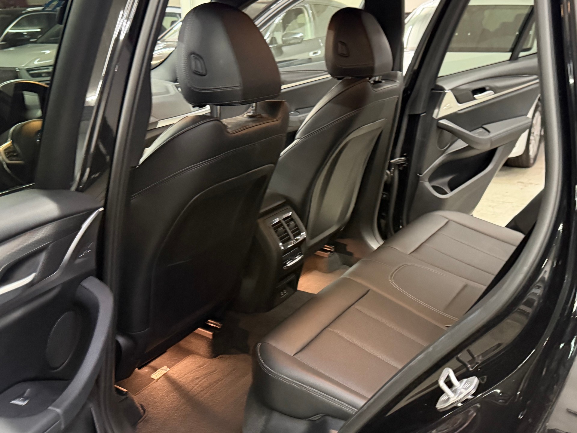 BMW X3 xDrive 30e M Sport Edition-image-10