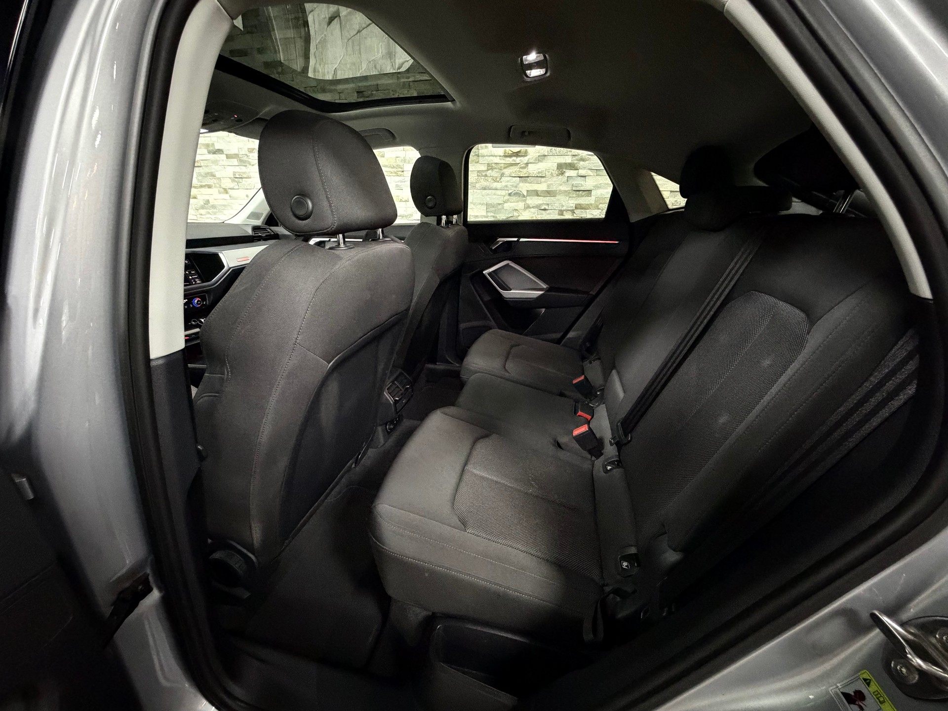 AUDI Q3 Sportback 35 TFSI Attraction S-tronic-image-26