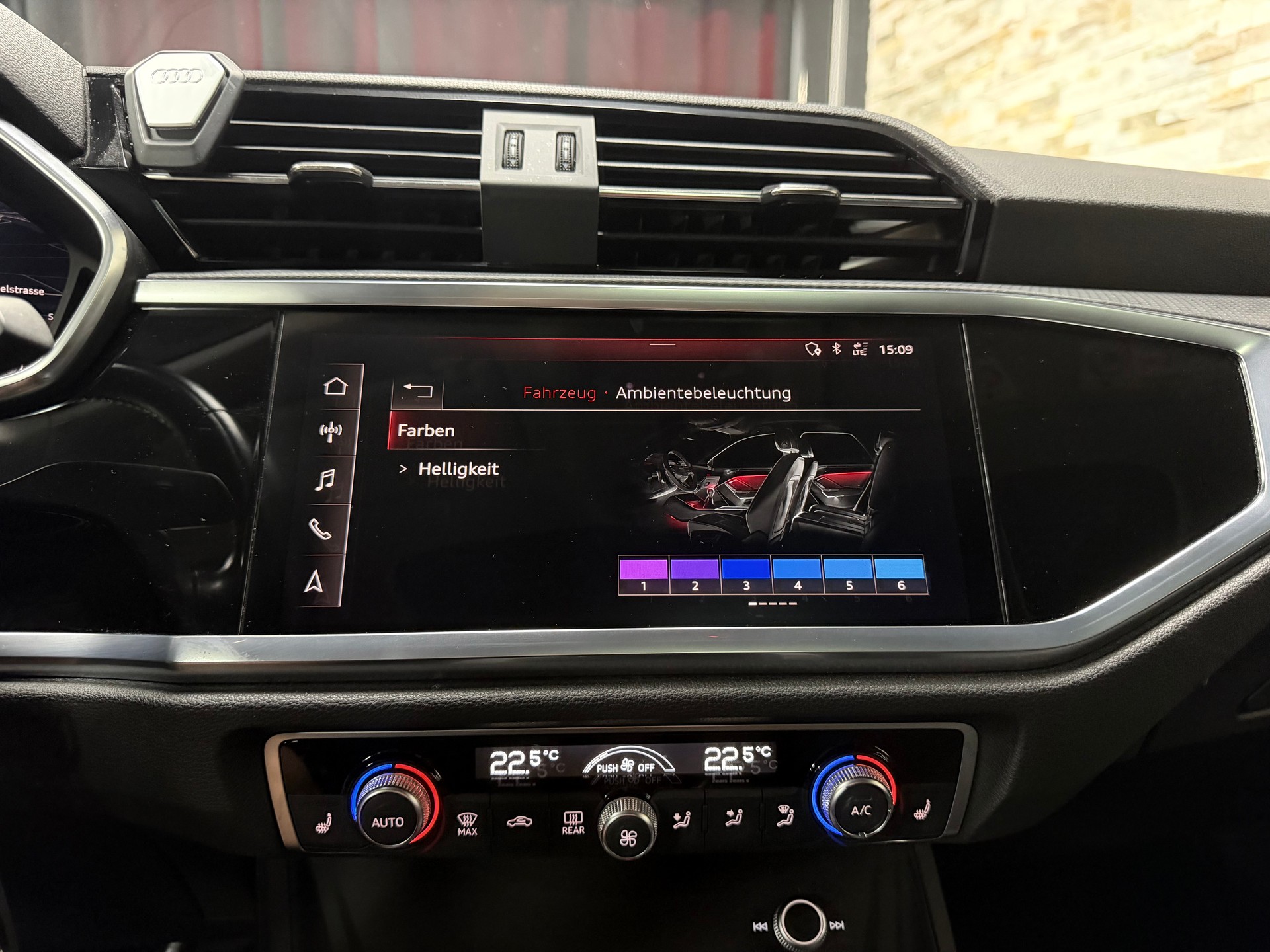 AUDI Q3 Sportback 35 TFSI Attraction S-tronic-image-22