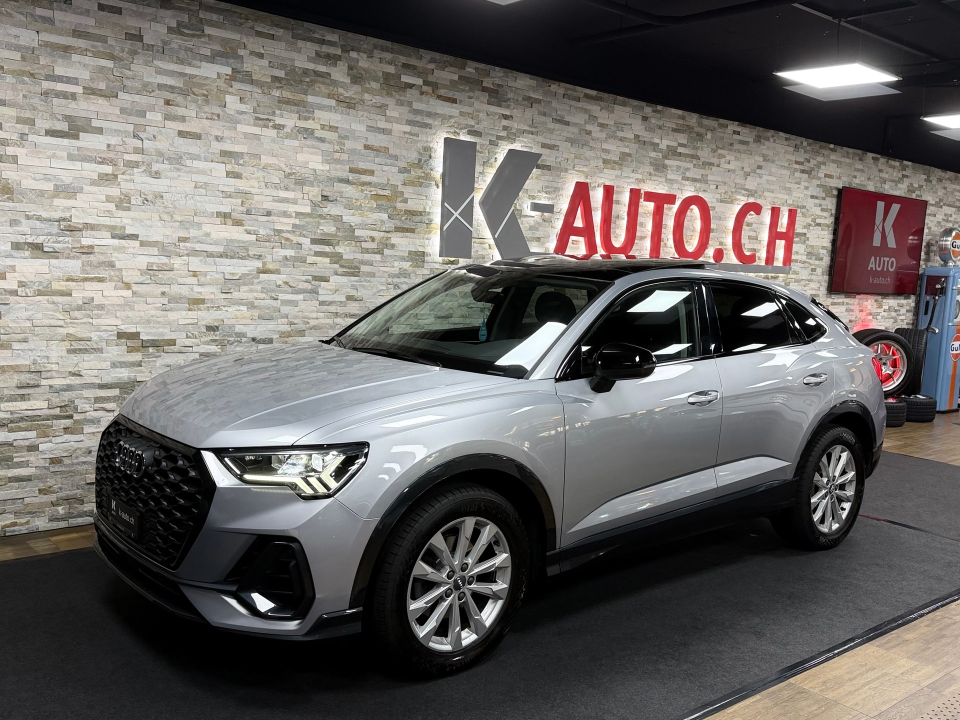 AUDI Q3 Sportback 35 TFSI Attraction S-tronic-image-1