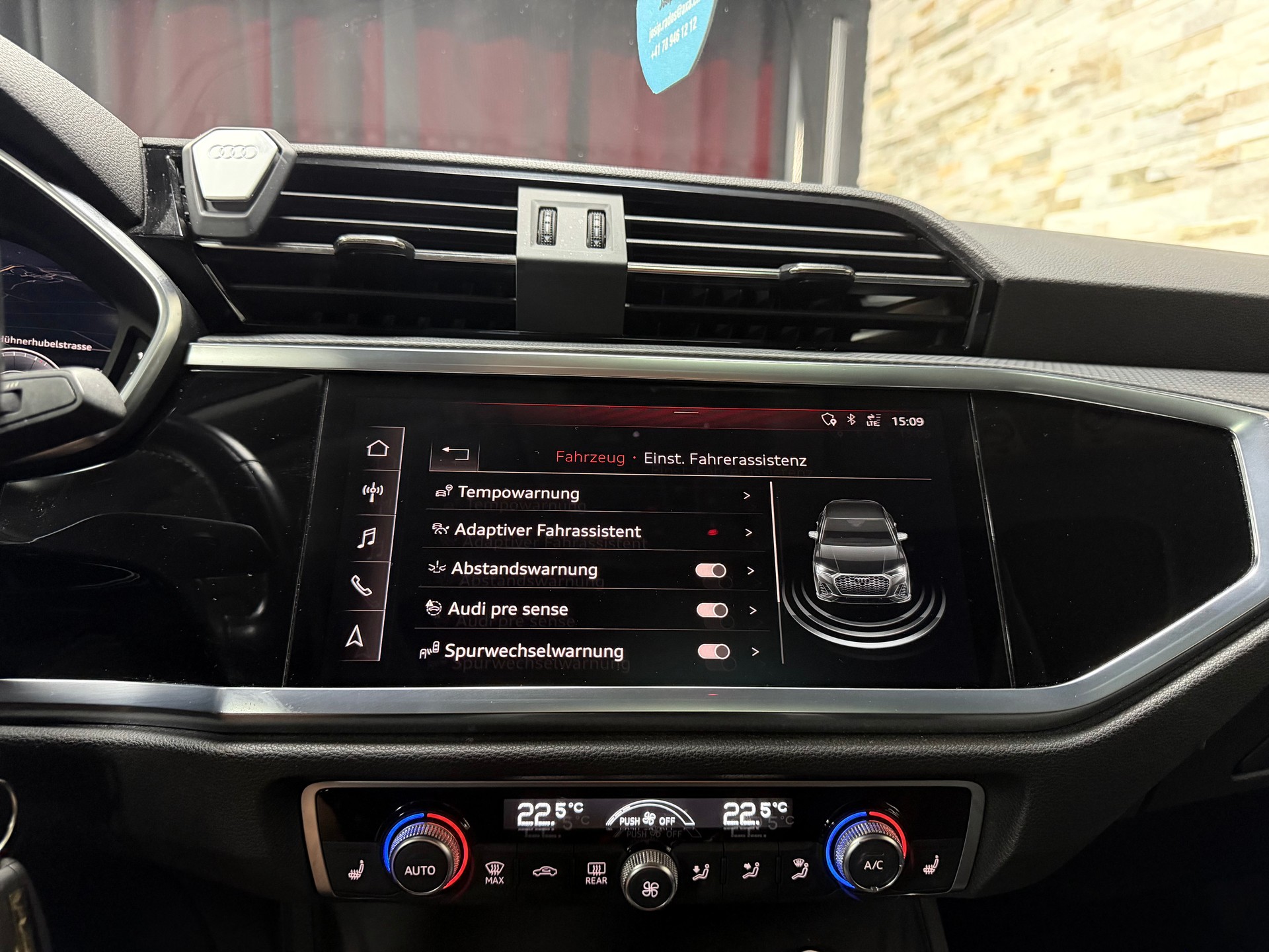 AUDI Q3 Sportback 35 TFSI Attraction S-tronic-image-23
