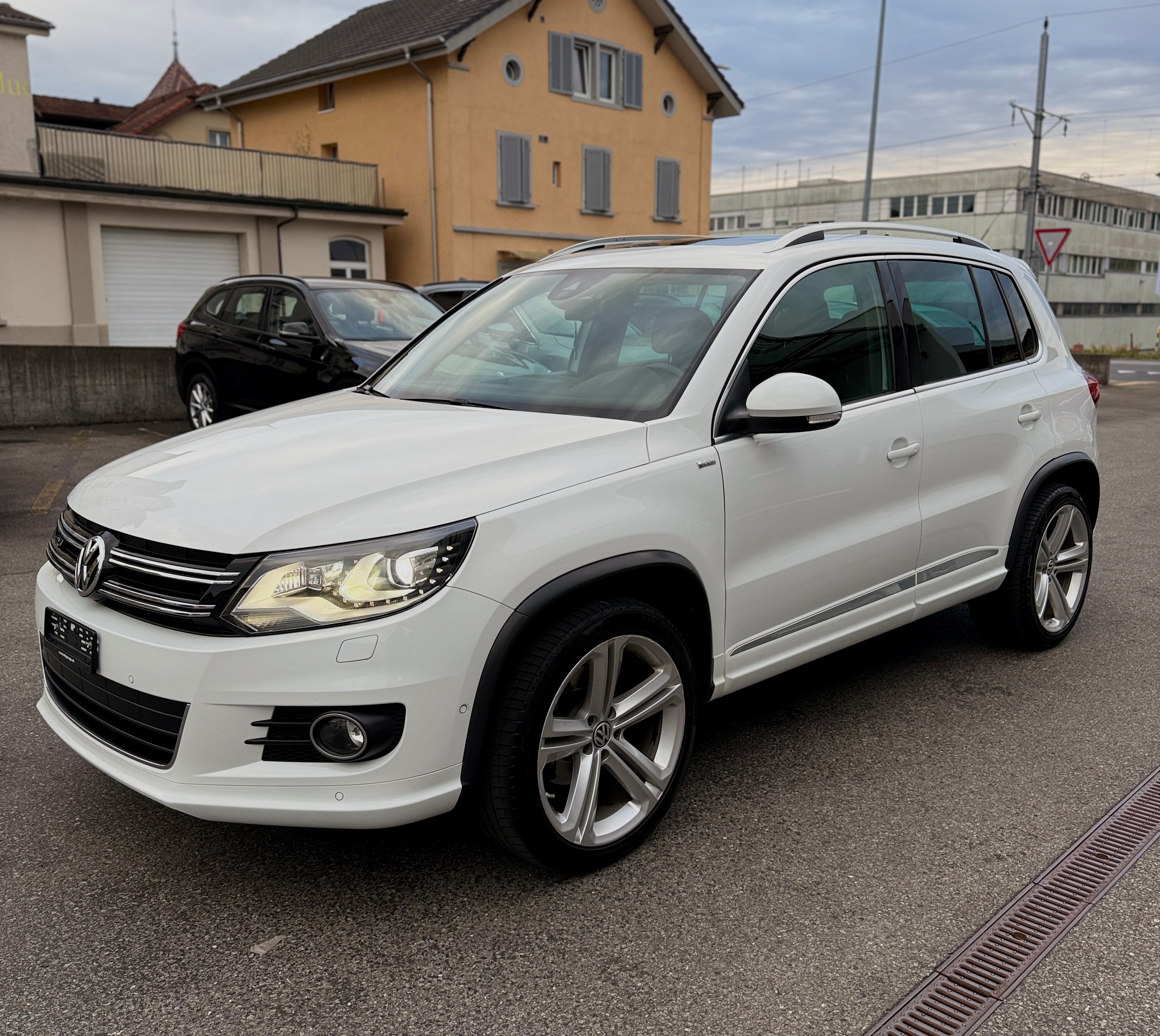 Car photo