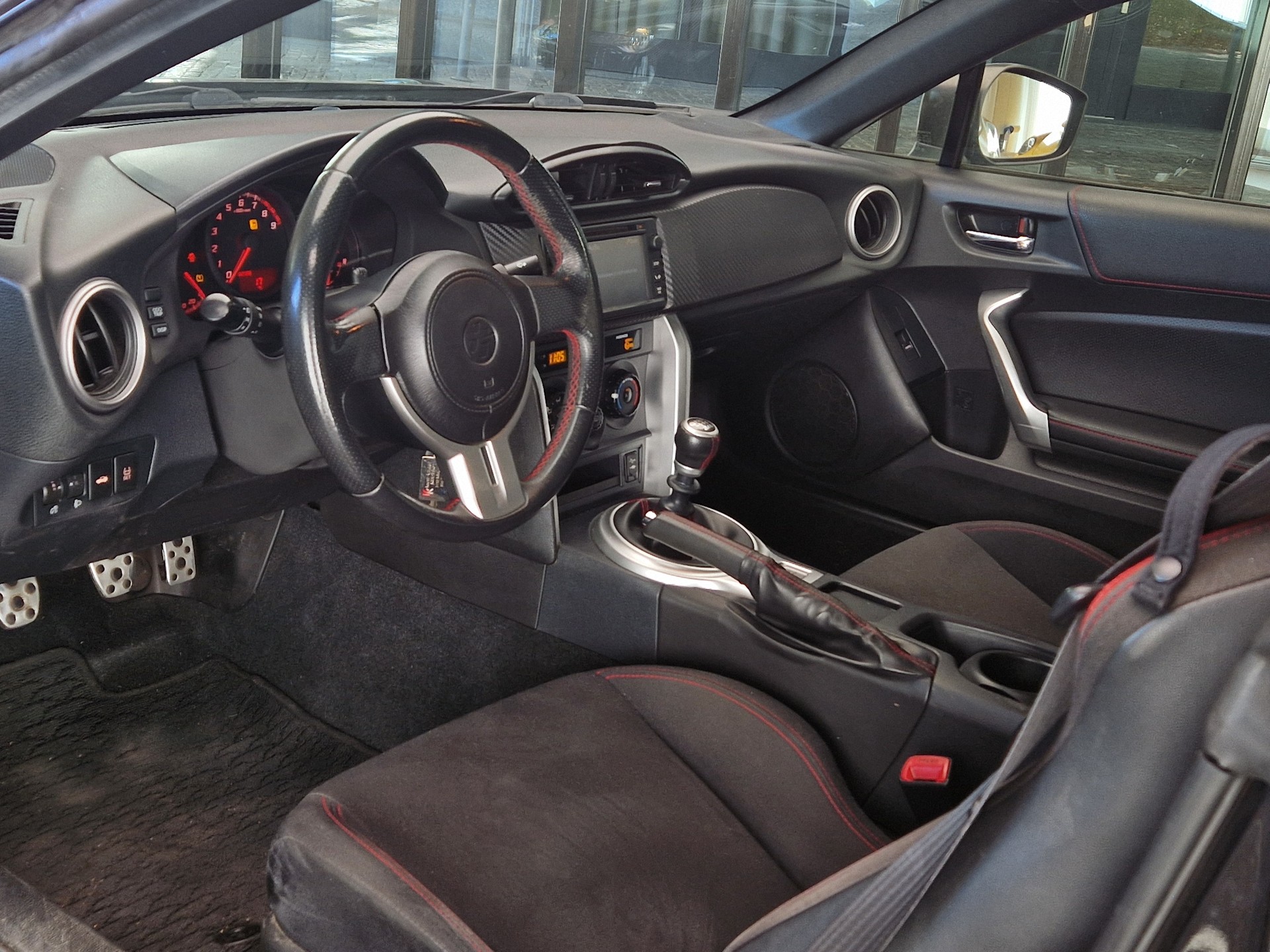 TOYOTA GT 86 2.0 D-4S Sport Manual *BLACK EDITION*-image-9