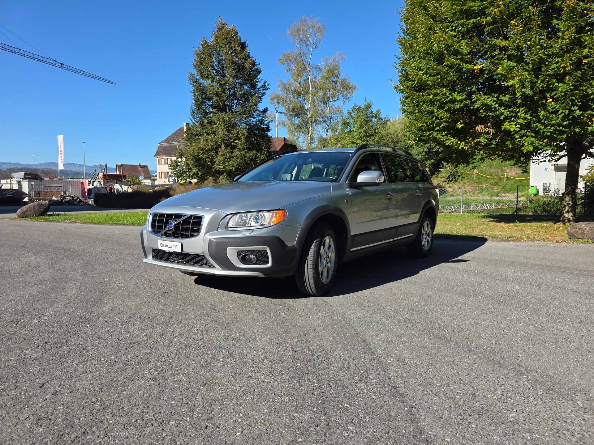 VOLVO XC70 D5 AWD Ocean Race Geartronic-image-5