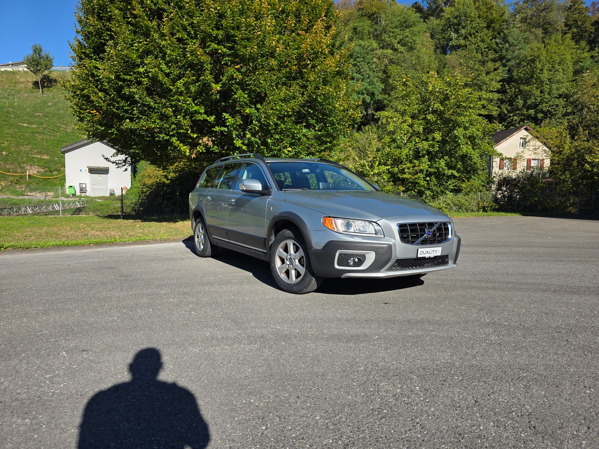 VOLVO XC70 D5 AWD Ocean Race Geartronic-image-4