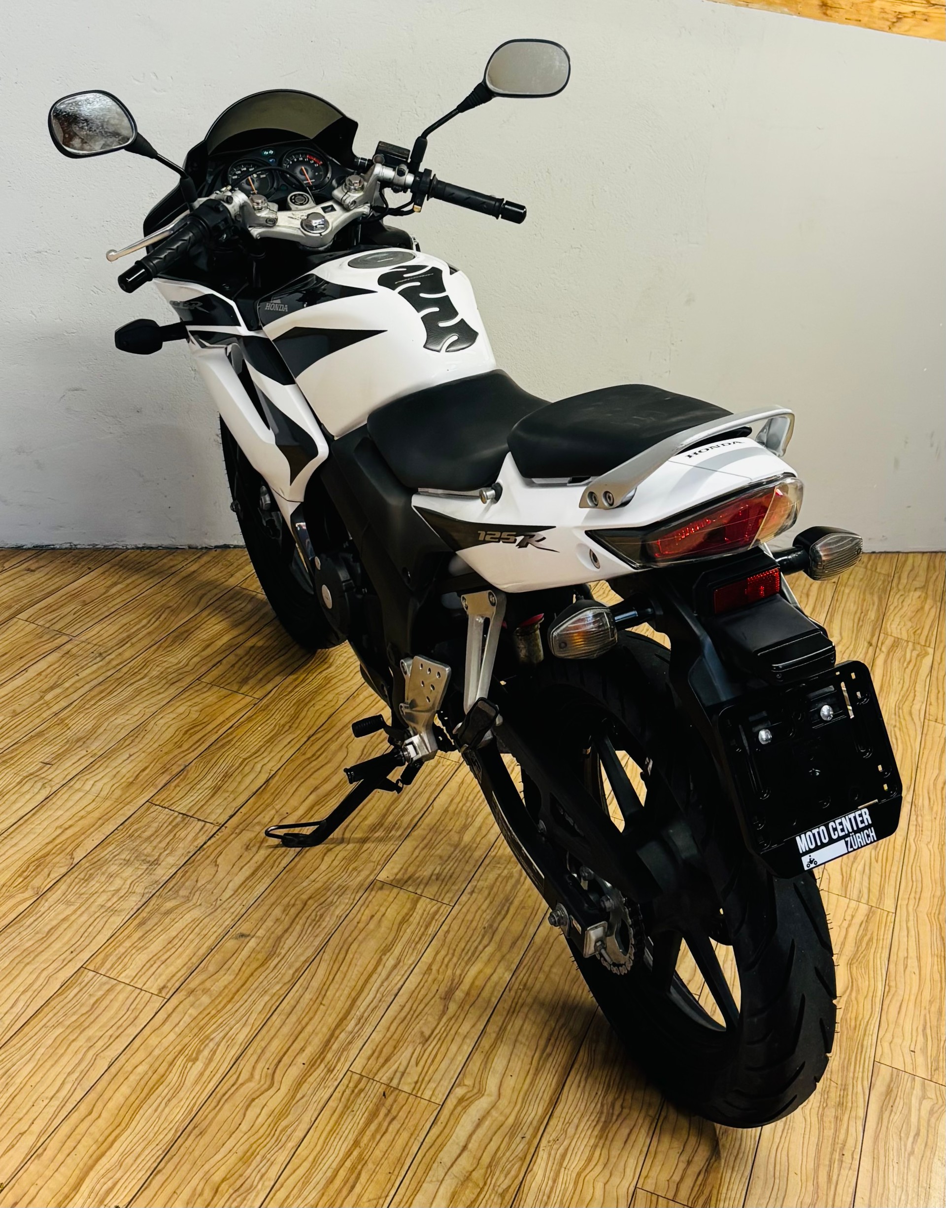 HONDA CBR 125 R-image-4
