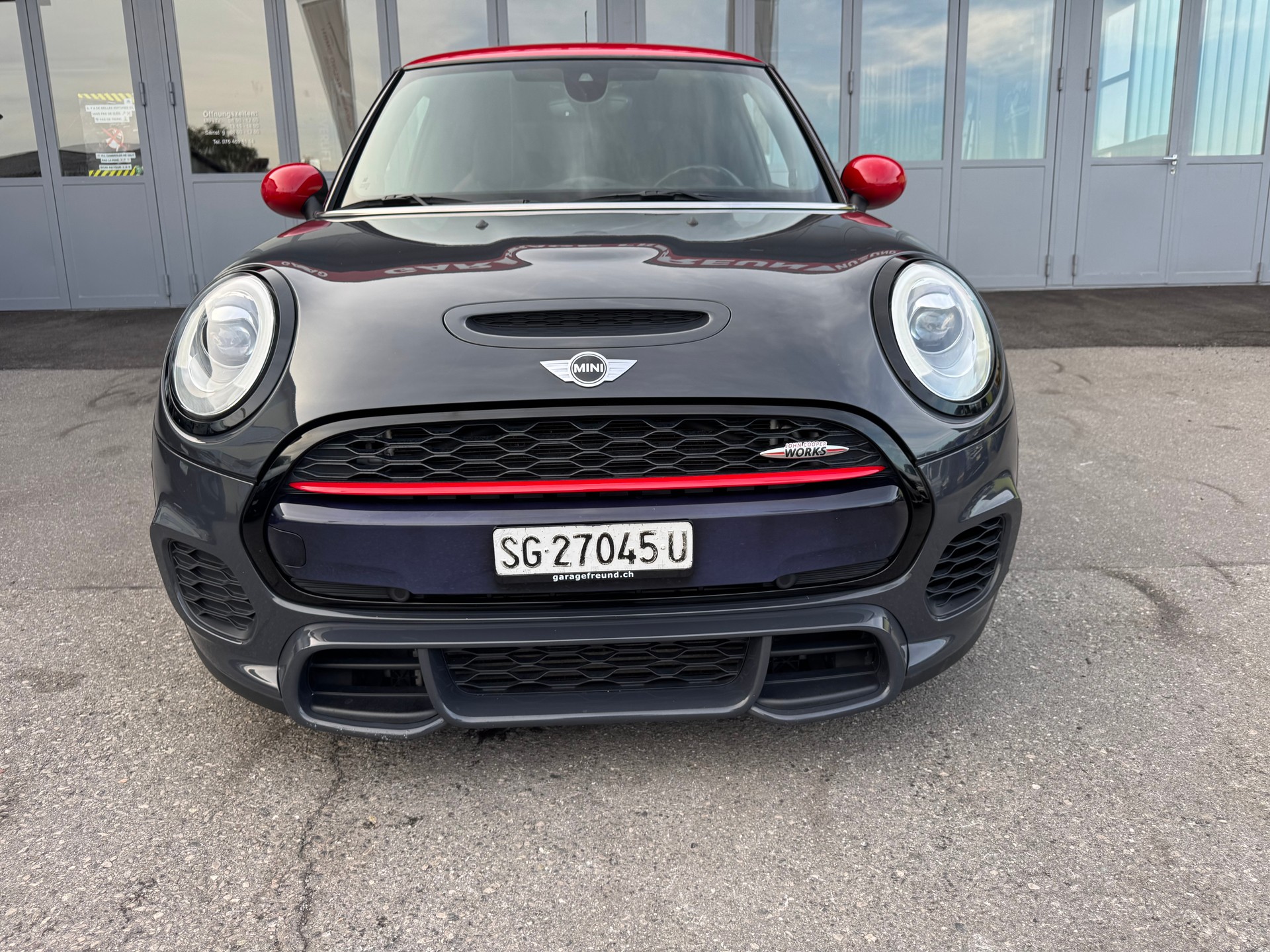 MINI Cooper John Cooper Works Steptronic-image-2