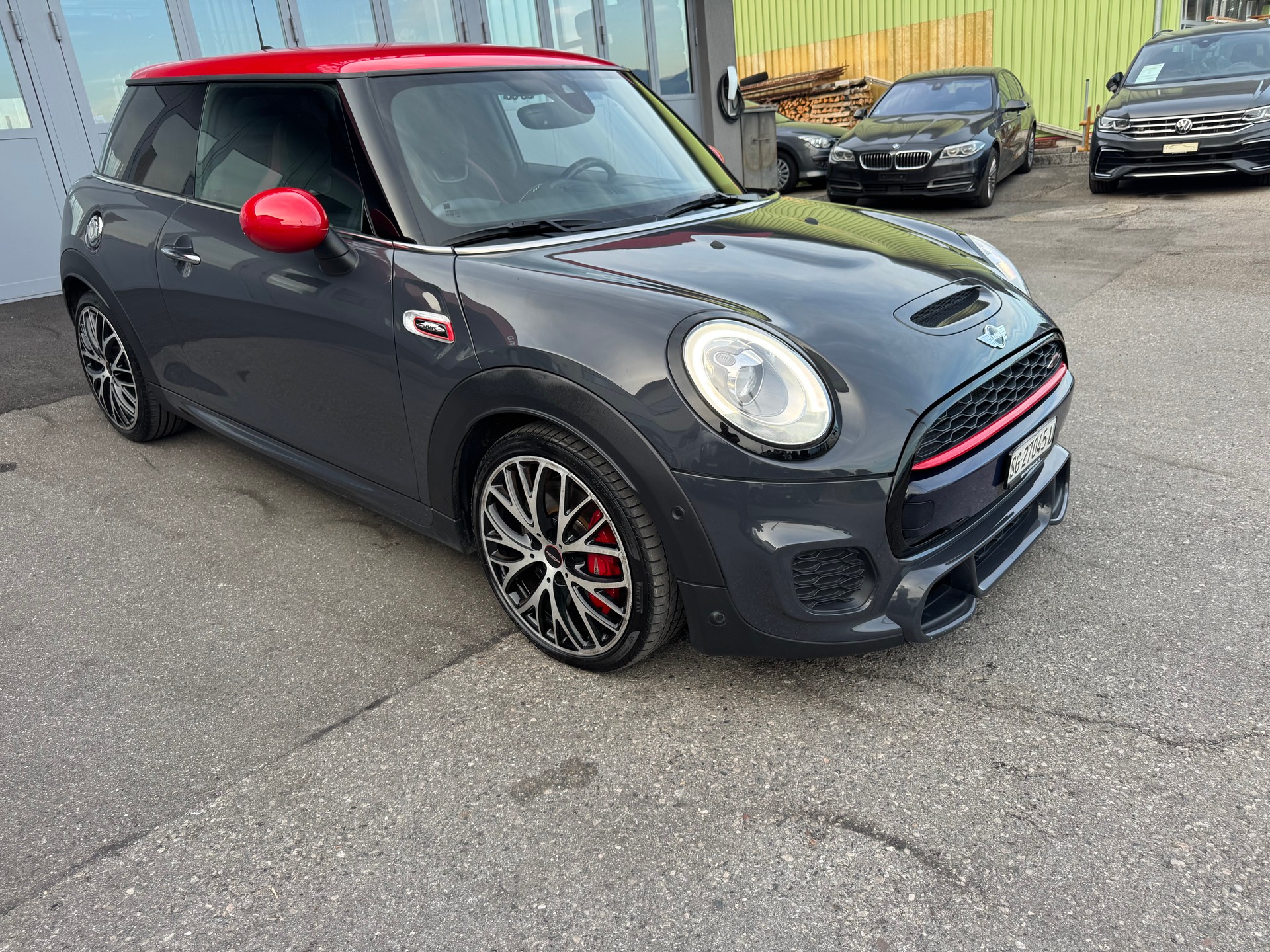 MINI Cooper John Cooper Works Steptronic-image-1