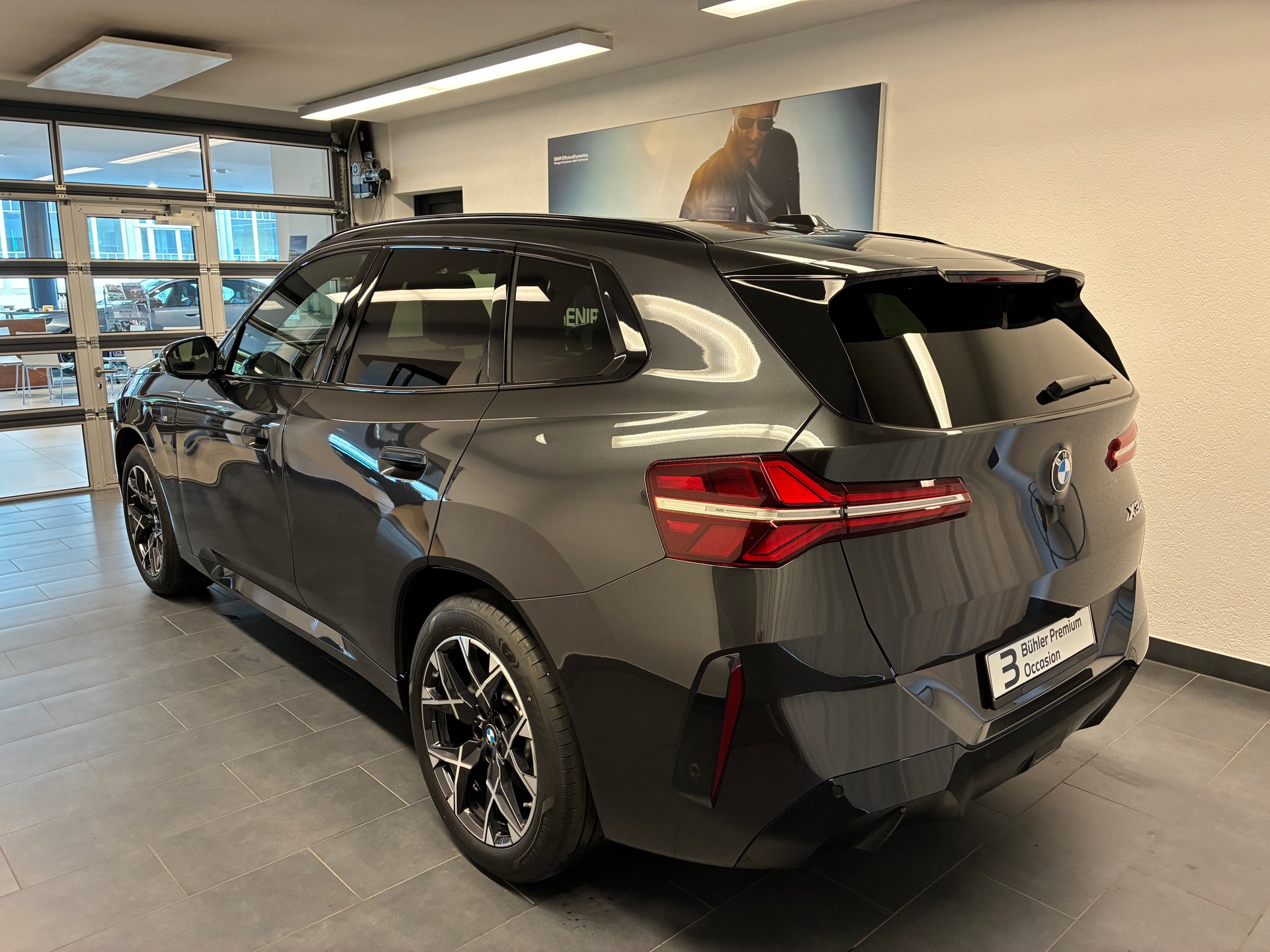 BMW X3 40d xDrive-showroom-element-3