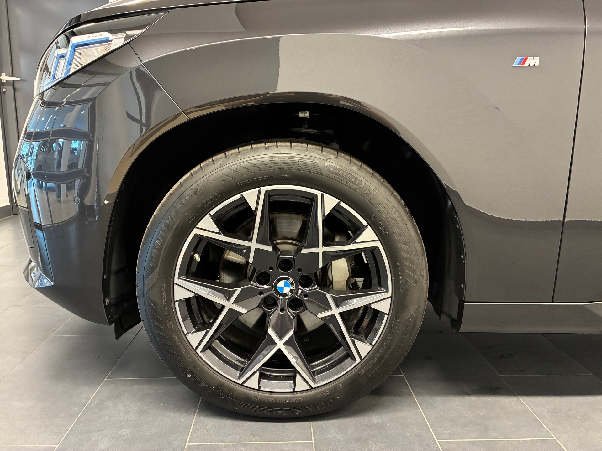 BMW X3 40d xDrive-showroom-element-2