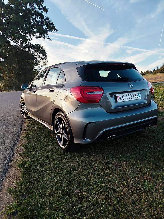 MERCEDES-BENZ A 200 AMG Line 7G-DCT-image-1