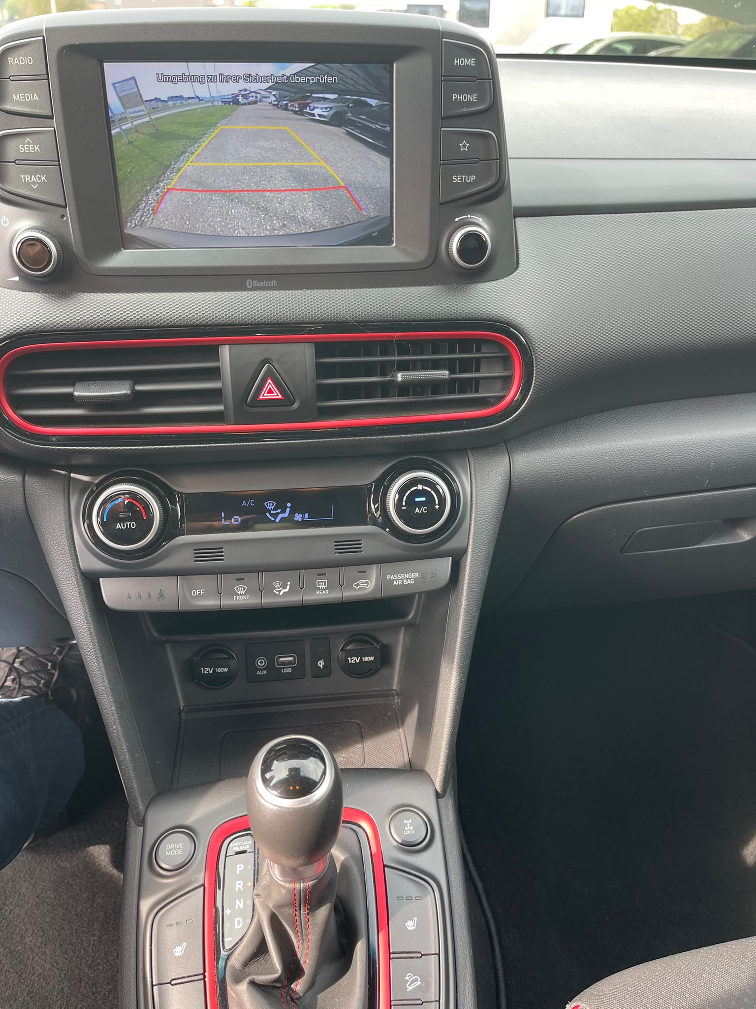 HYUNDAI Kona 1.6 T-GDi Launch 4WD DCT-image-14