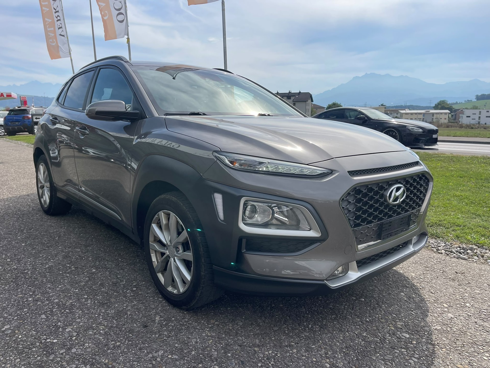 HYUNDAI Kona 1.6 T-GDi Launch 4WD DCT-image-2
