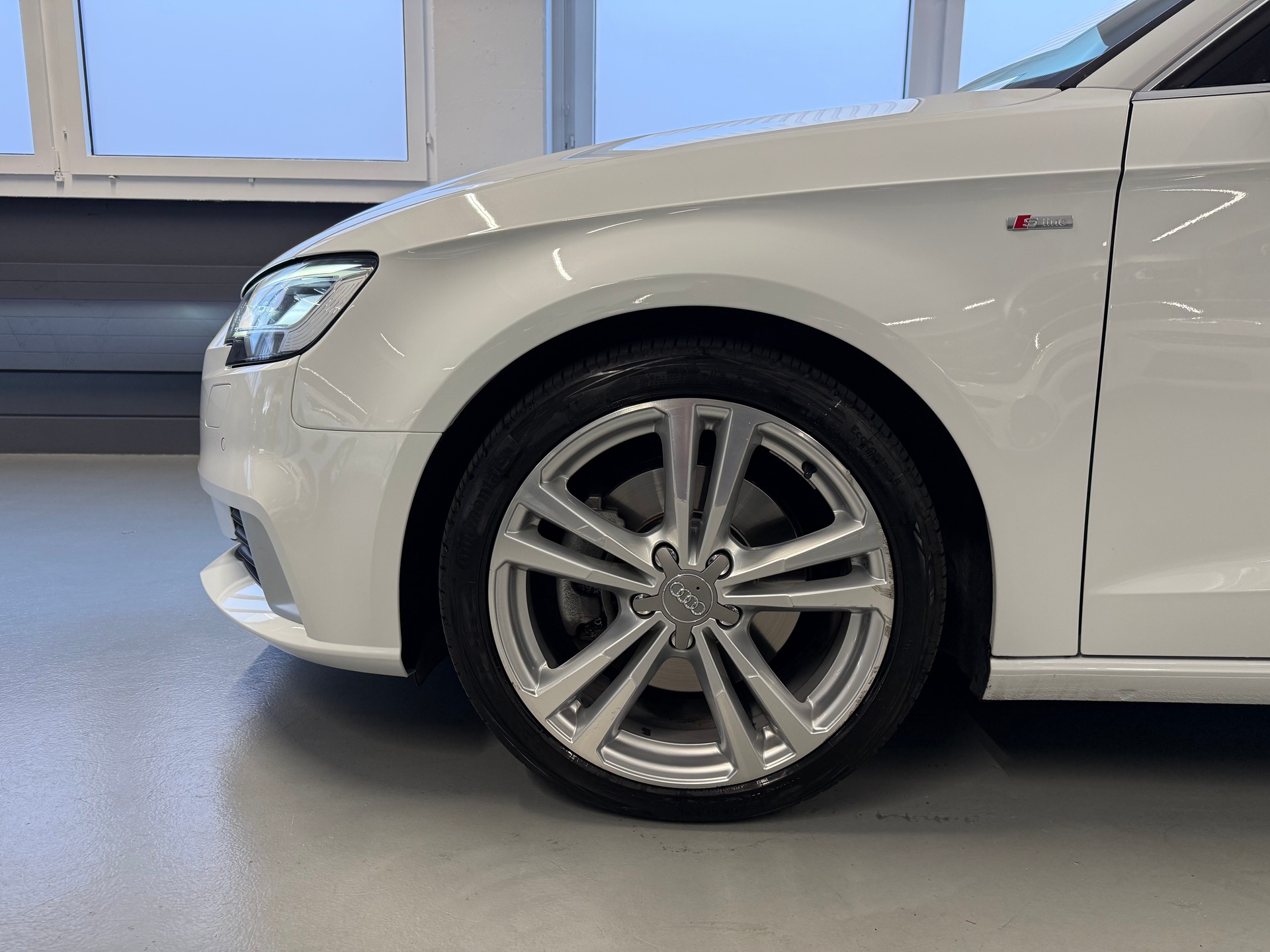 AUDI A3 Sportback 2.0 TFSI S Line Sport quattro S-tronic-image-19