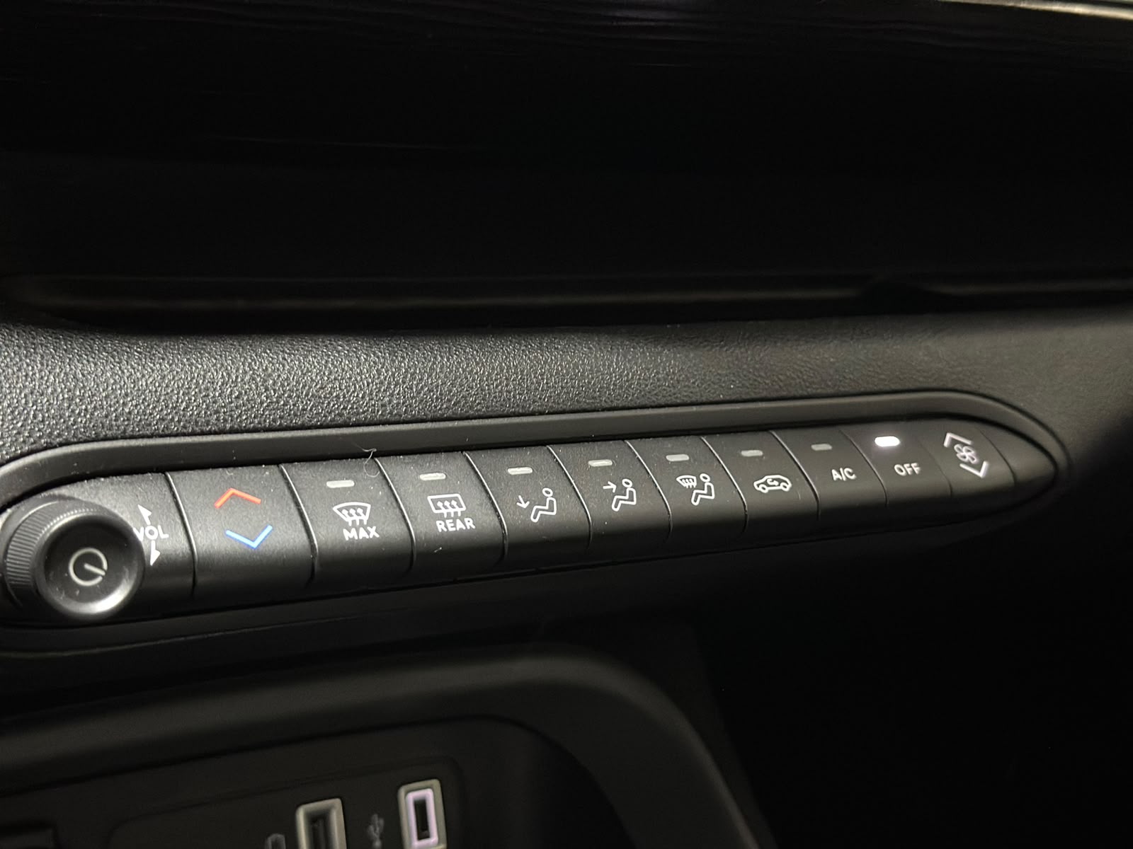JEEP Avenger 1.2 Turbo Altitude-image-12