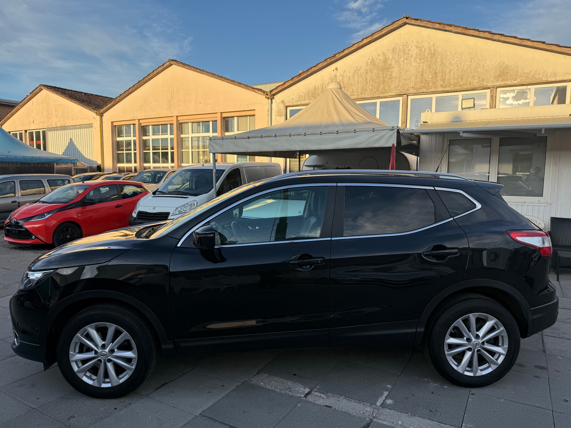 NISSAN Qashqai 1.2 DIG-T N-Connecta Xtronic CVT-image-5