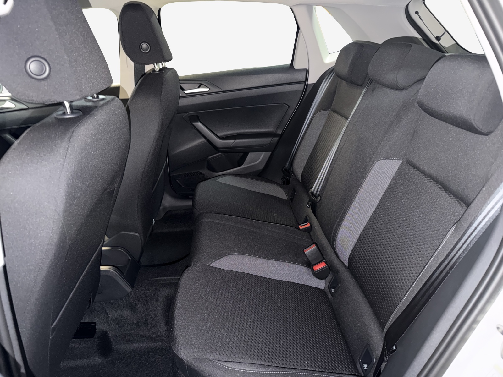 VW Polo 1.0 TSI Trend-image-11