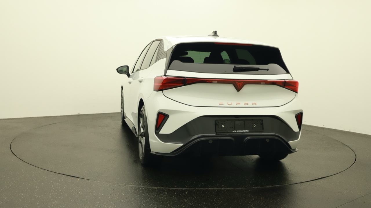 CUPRA Born 58 kWh-showroom-element-3