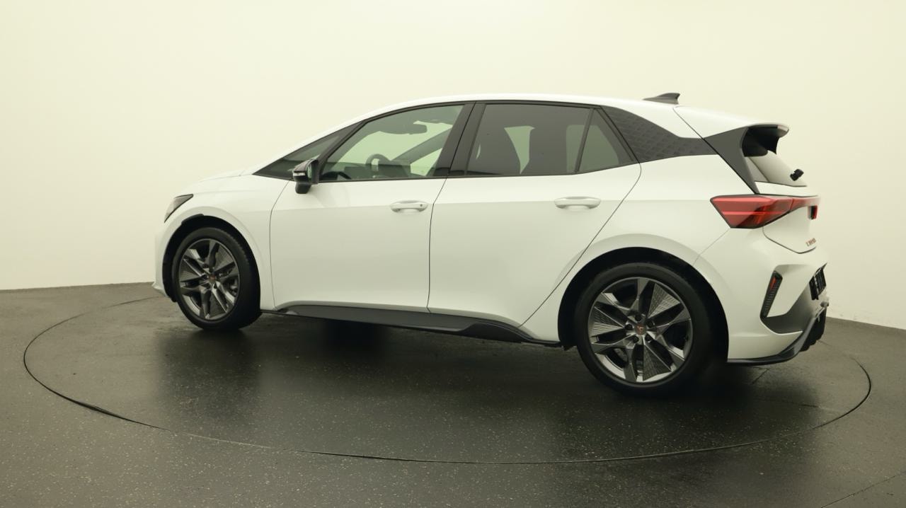 CUPRA Born 58 kWh-showroom-element-2