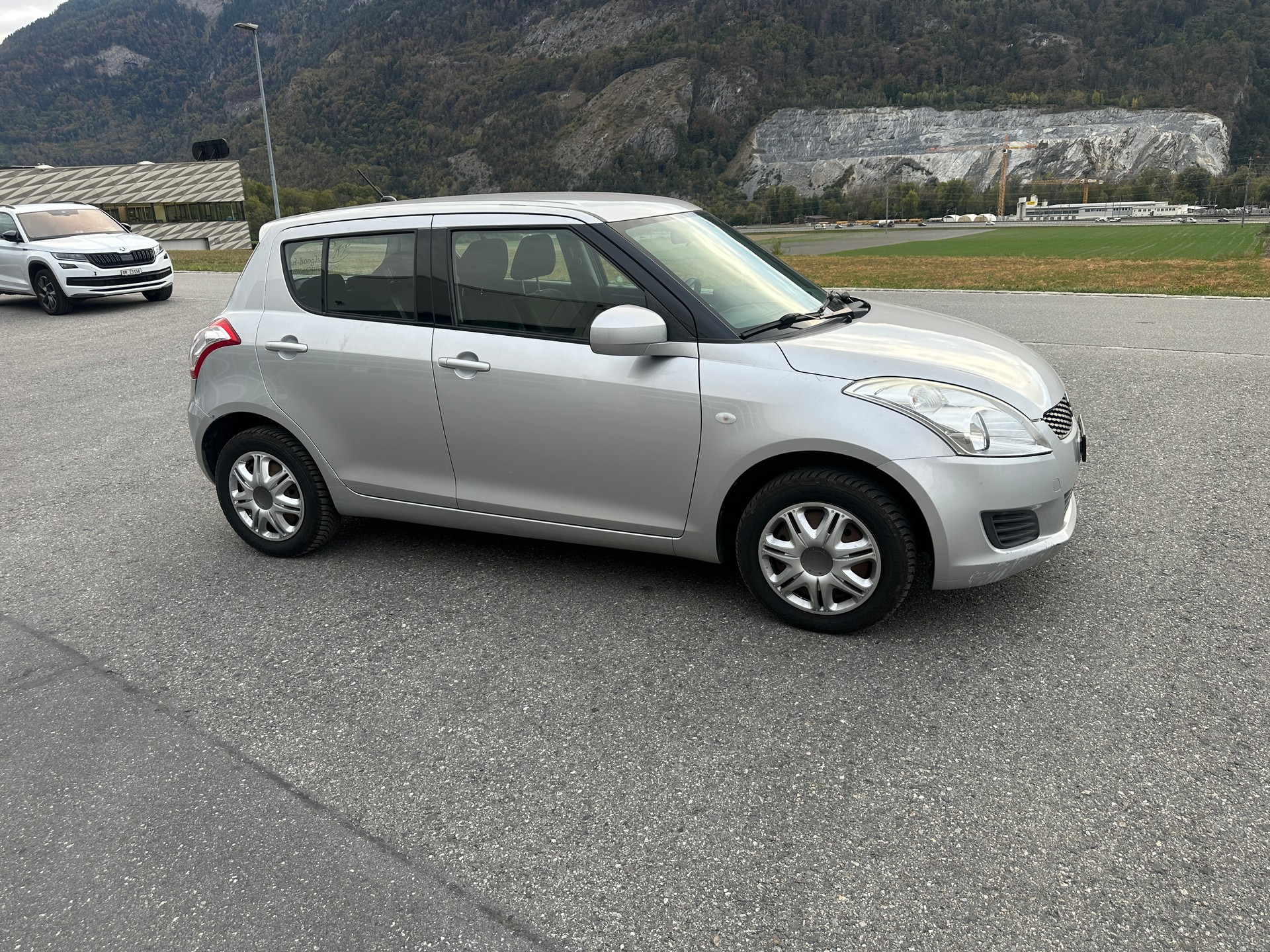 SUZUKI Swift 1.2i 16V GL Top Piz Sulai 4x4-image-8