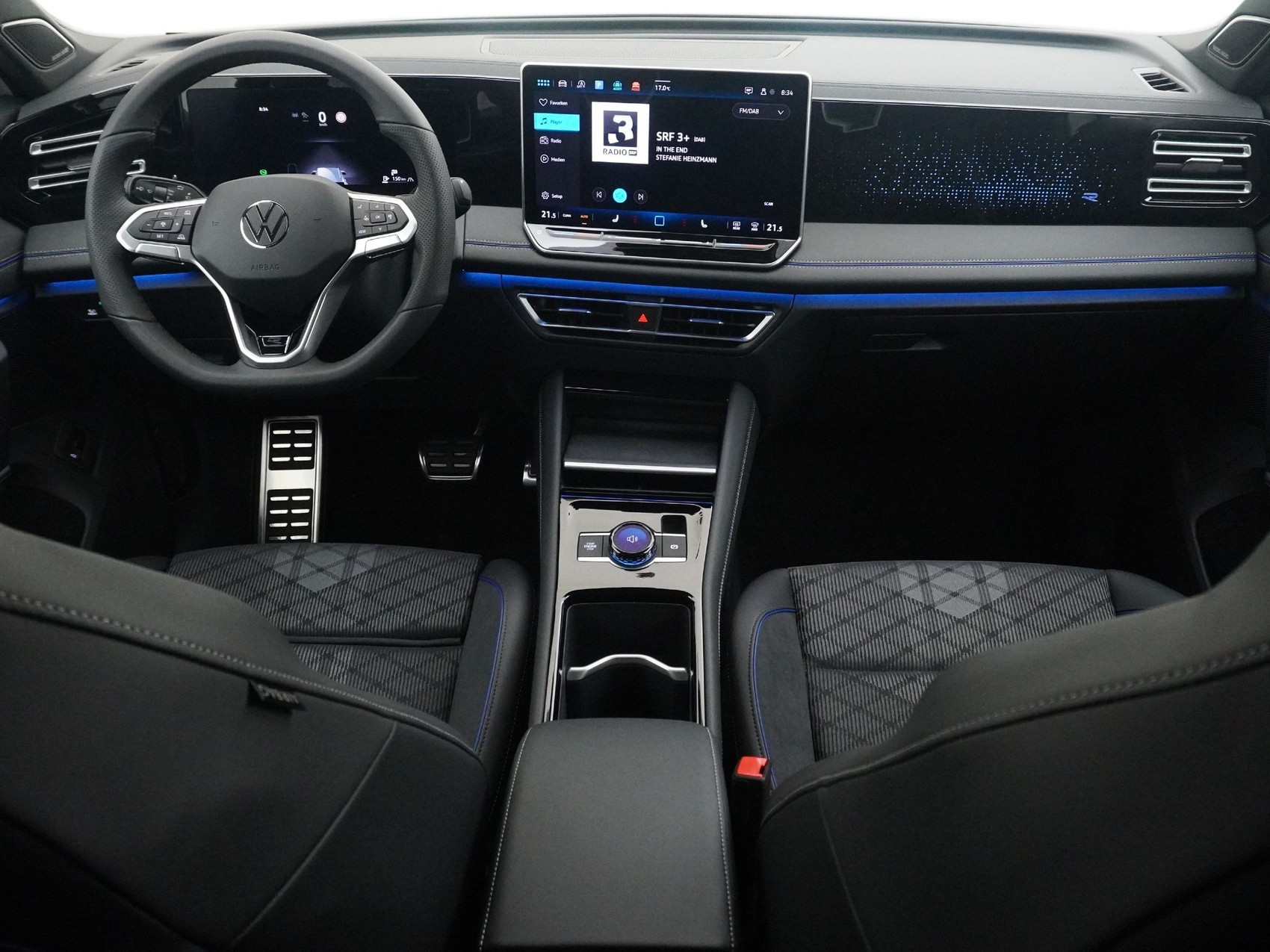 VW Tiguan 2.0 TSI R-Line 4motion-image-11