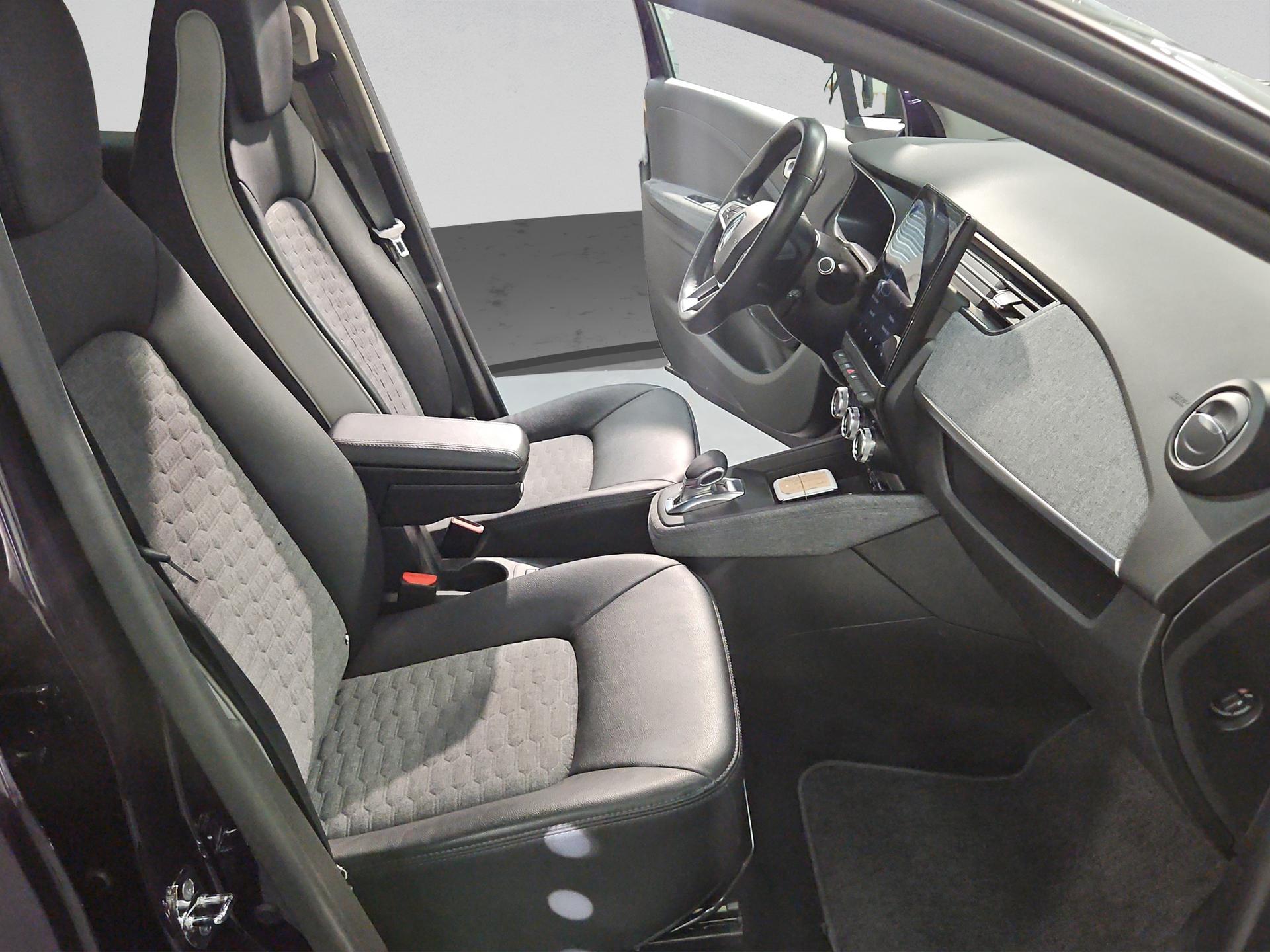RENAULT Zoe Intens R135 (Batterie Miete)-image-16