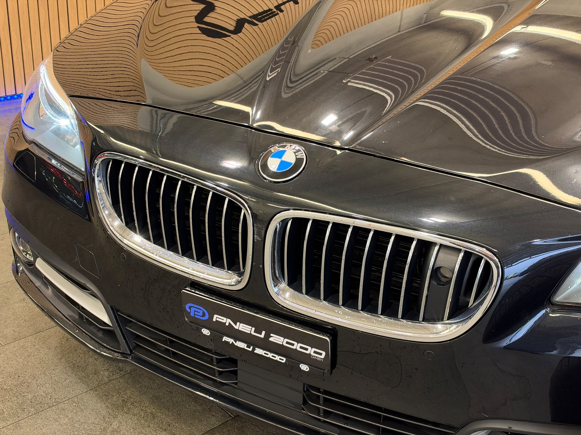 BMW 530d Touring xDrive Steptronic-image-3