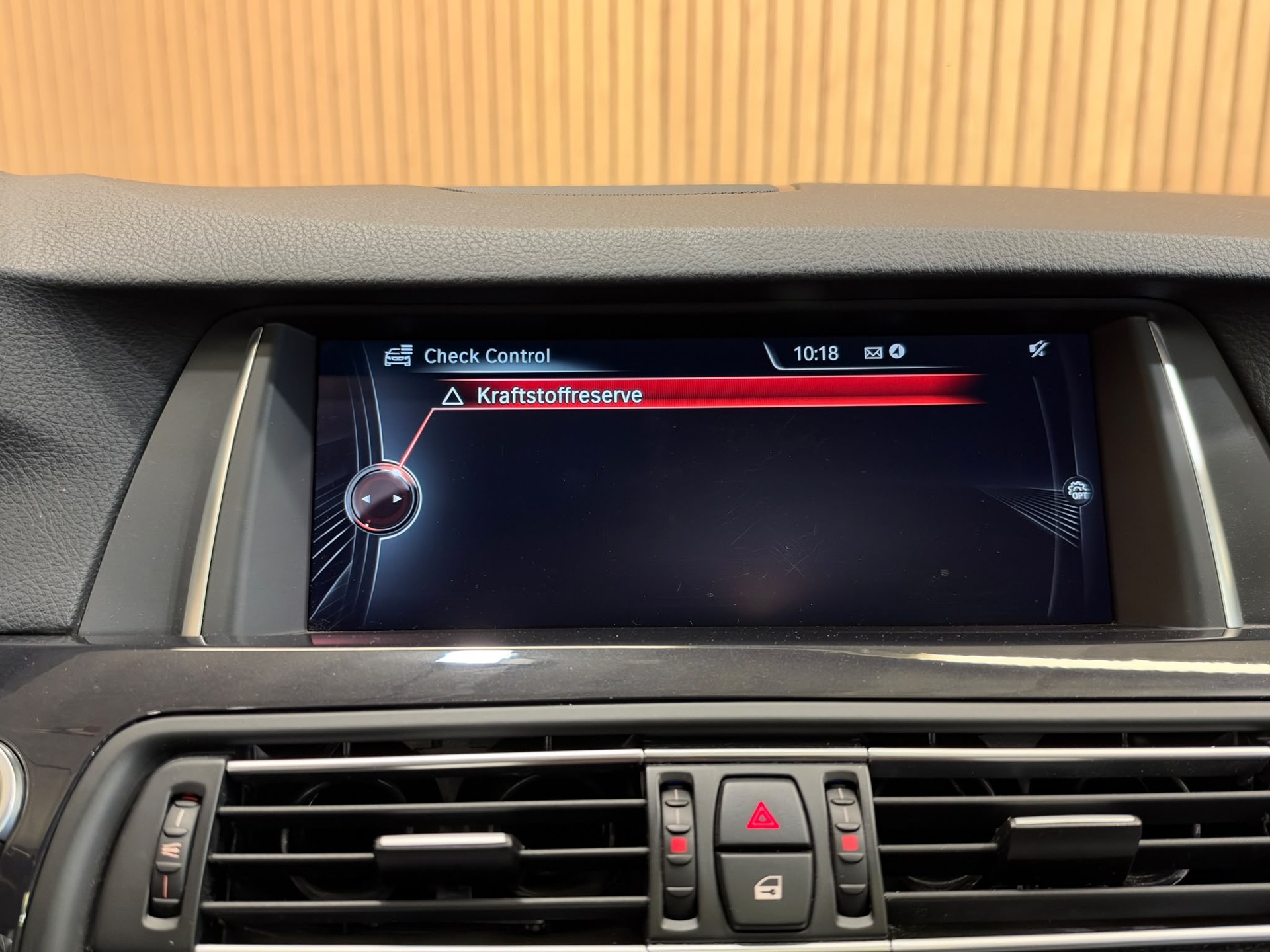 BMW 530d Touring xDrive Steptronic-image-13