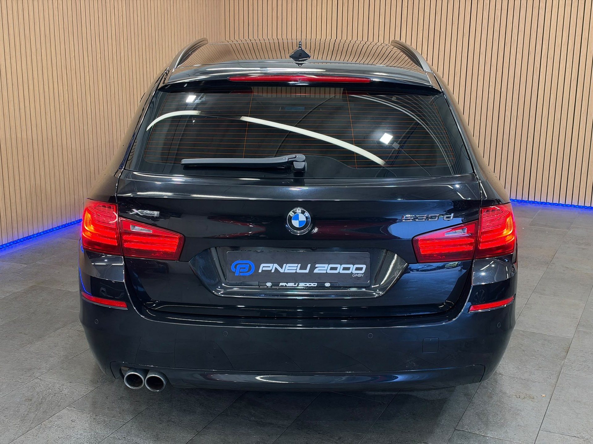 BMW 530d Touring xDrive Steptronic-image-5
