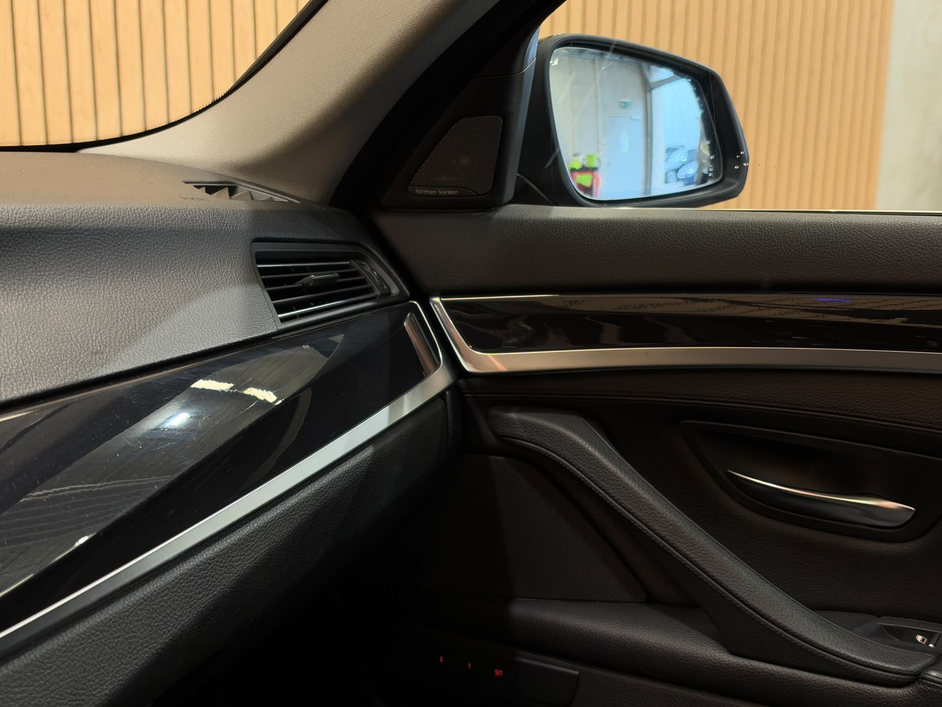 BMW 530d Touring xDrive Steptronic-image-8