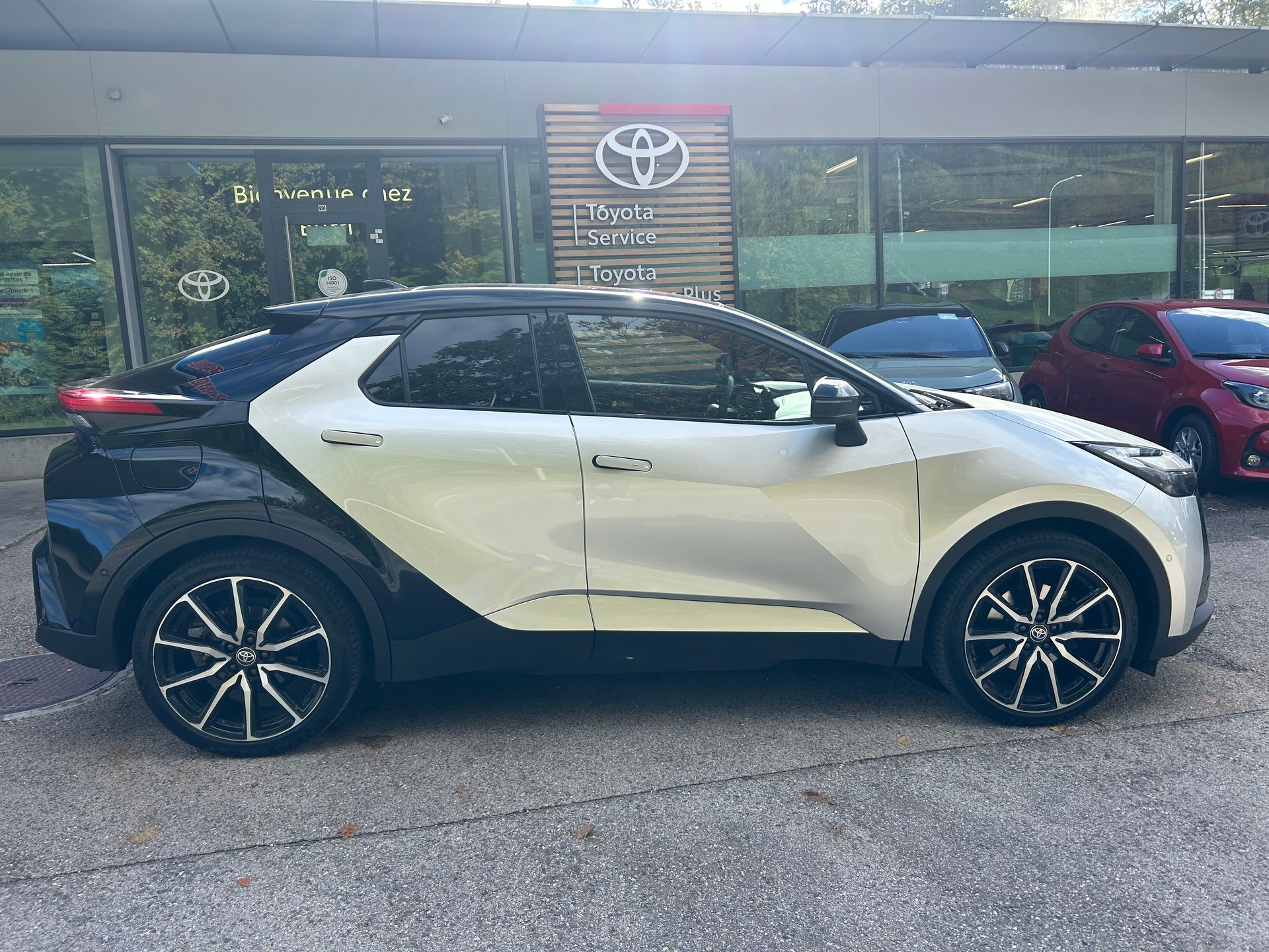 TOYOTA C-HR 2.0 PHEV CVT GR Sport-image-0