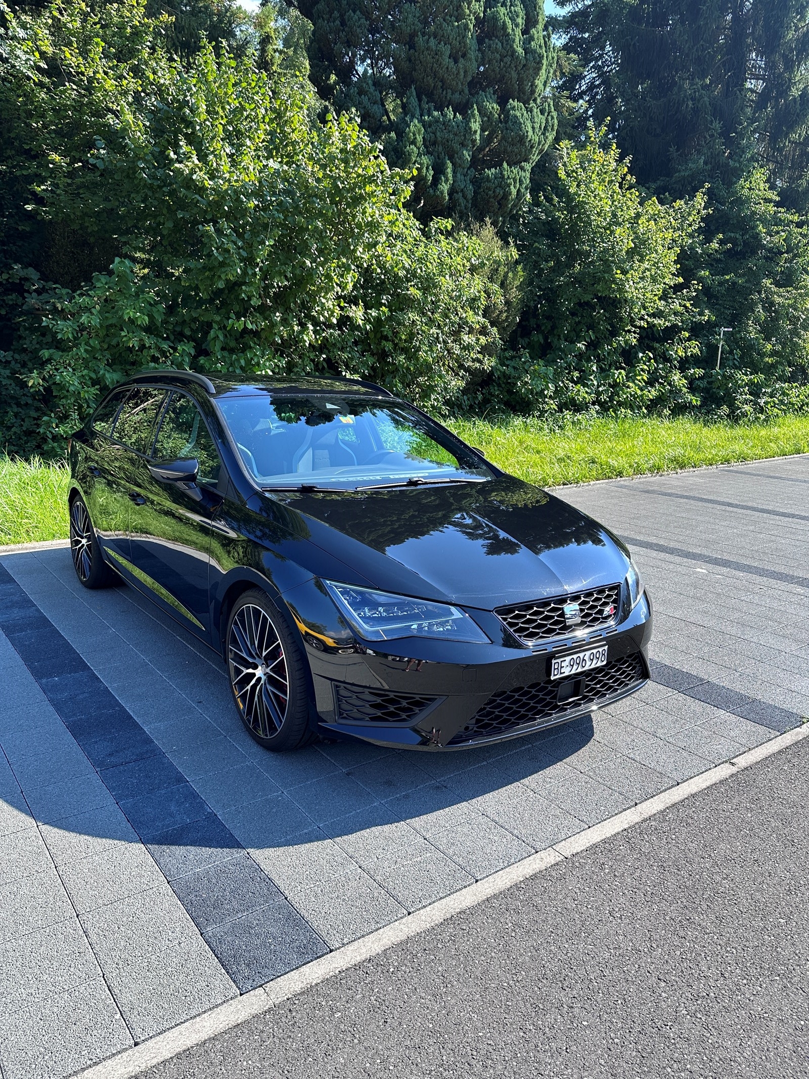 SEAT Leon ST 2.0 TSI Cupra 280 DSG-image-0