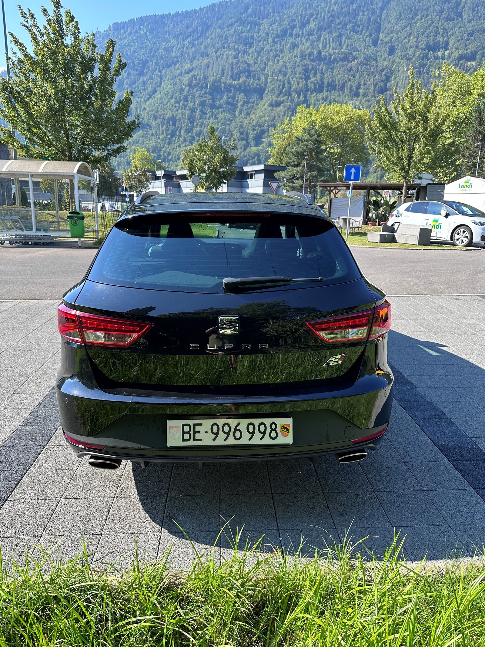 SEAT Leon ST 2.0 TSI Cupra 280 DSG-image-1