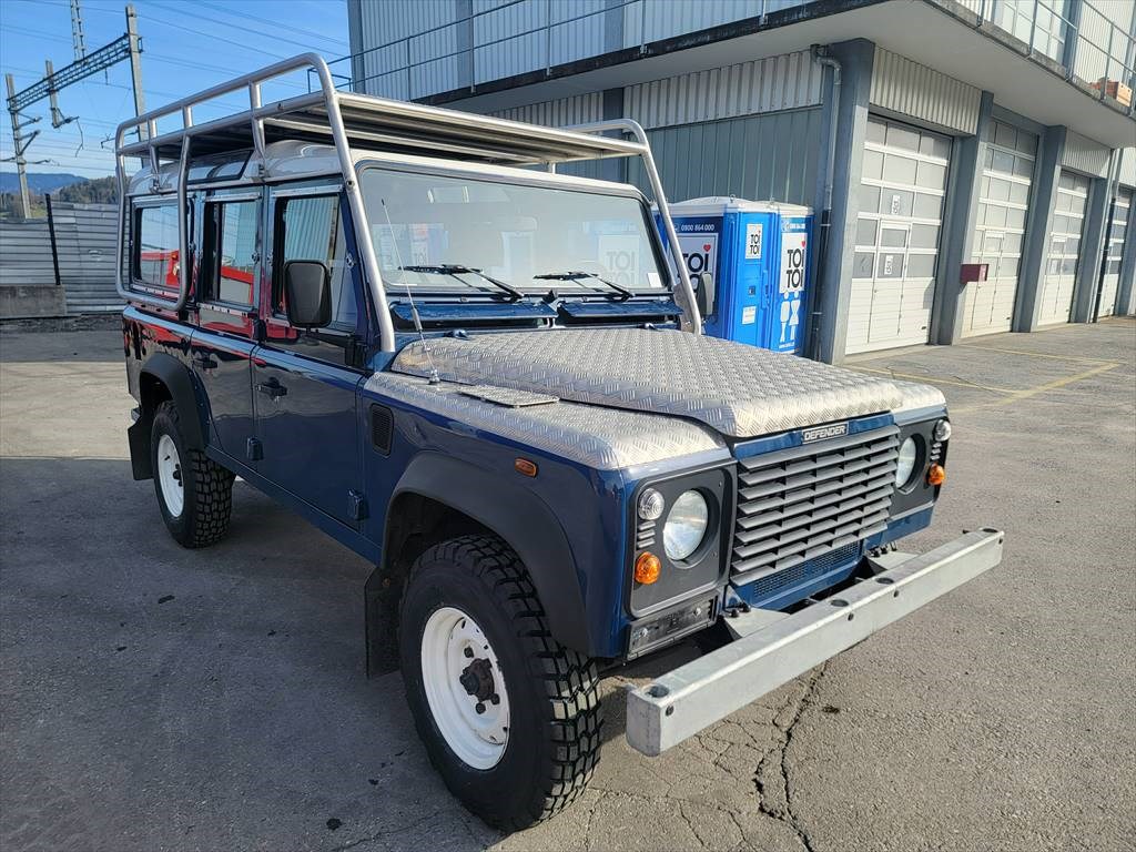 LAND ROVER Defender 110 SW 2.5 Td5-image-6