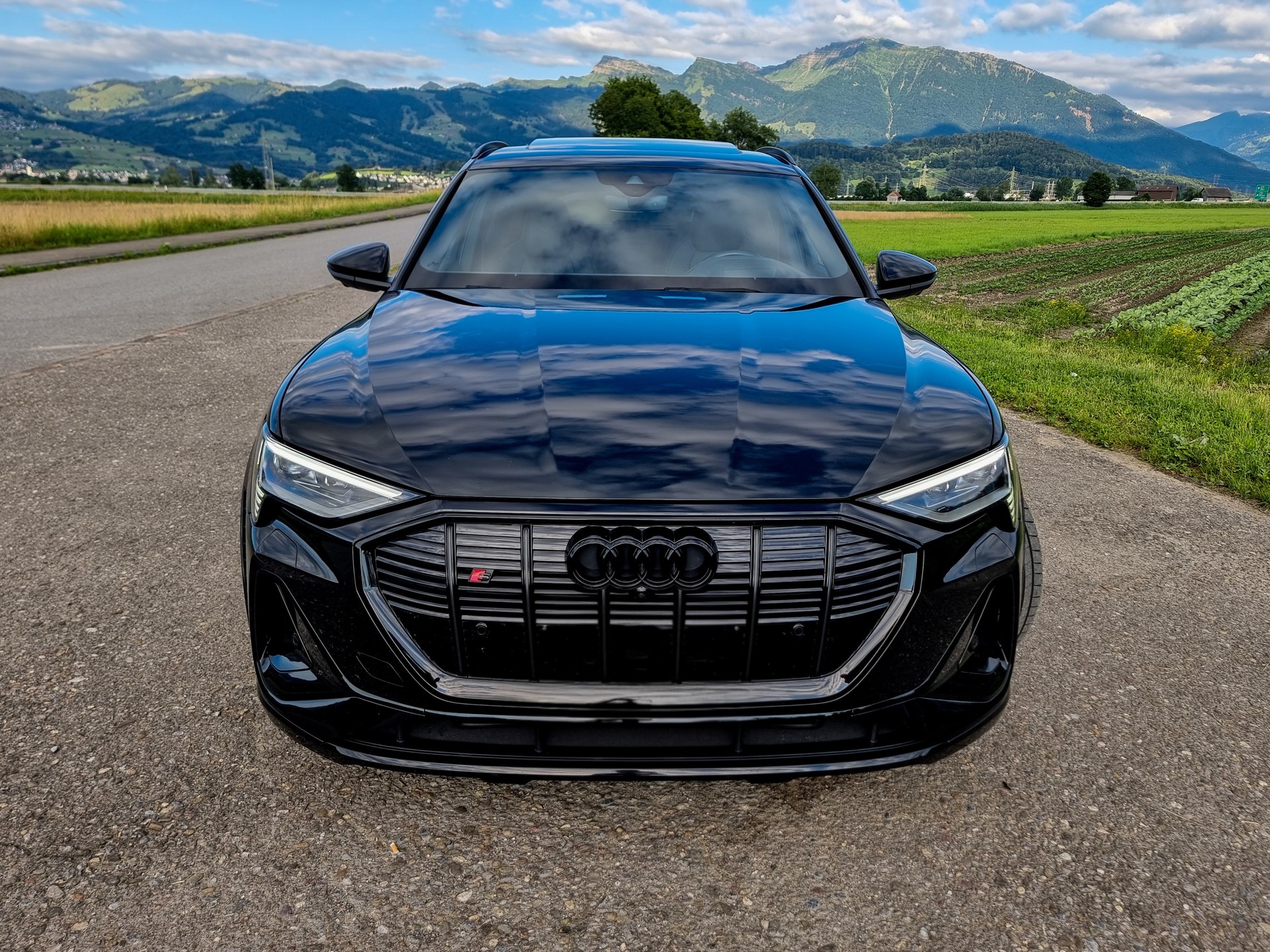AUDI e-tron S Sportback (Audi SQ8) | Black Edition | 503 PS | Gratis Service | Garantie-image-2