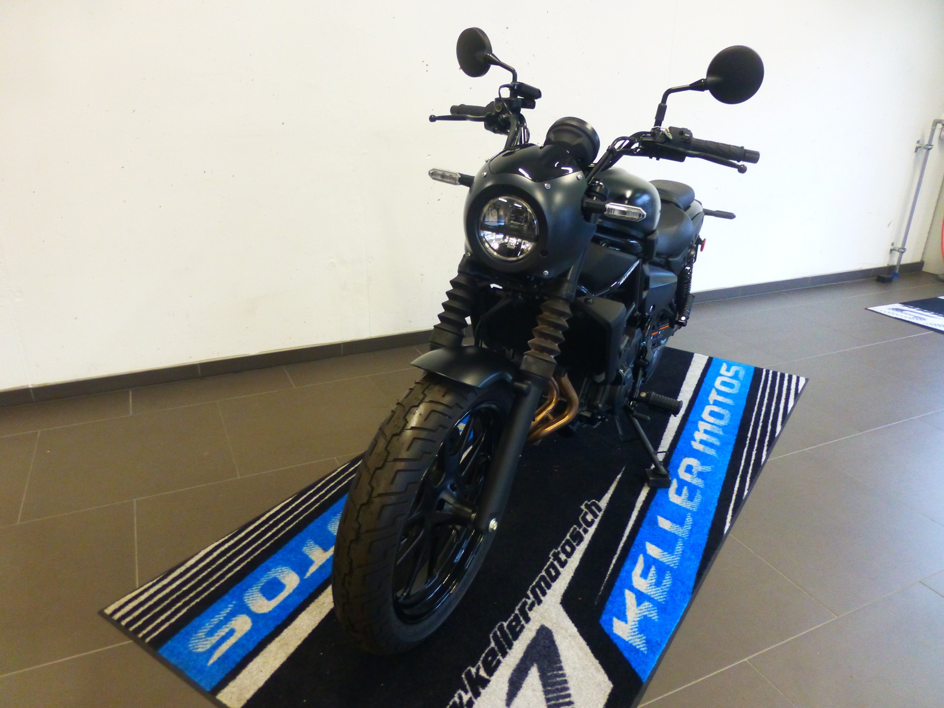 KAWASAKI Eliminator 500 SE-image-4