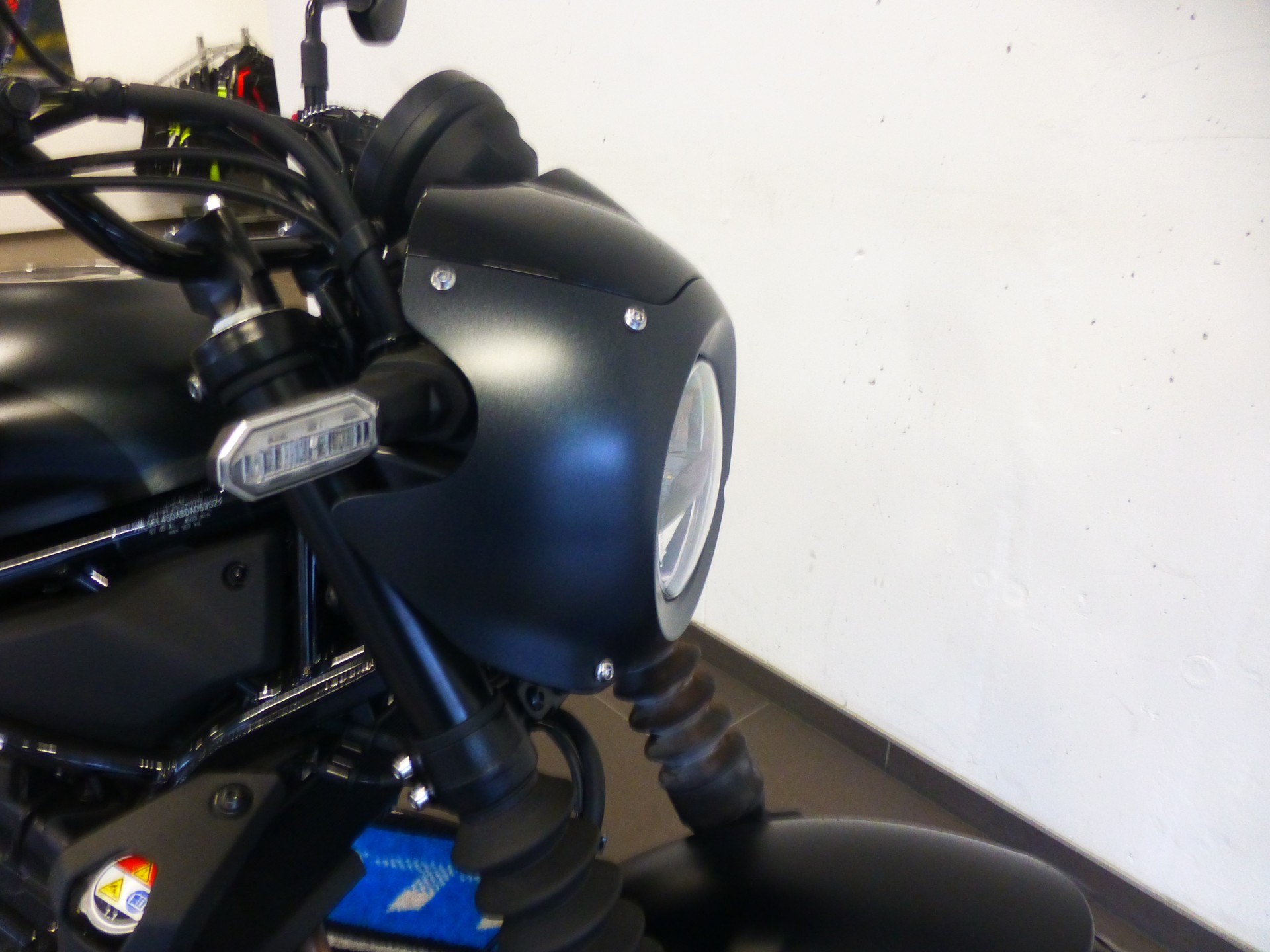 KAWASAKI Eliminator 500 SE-image-13