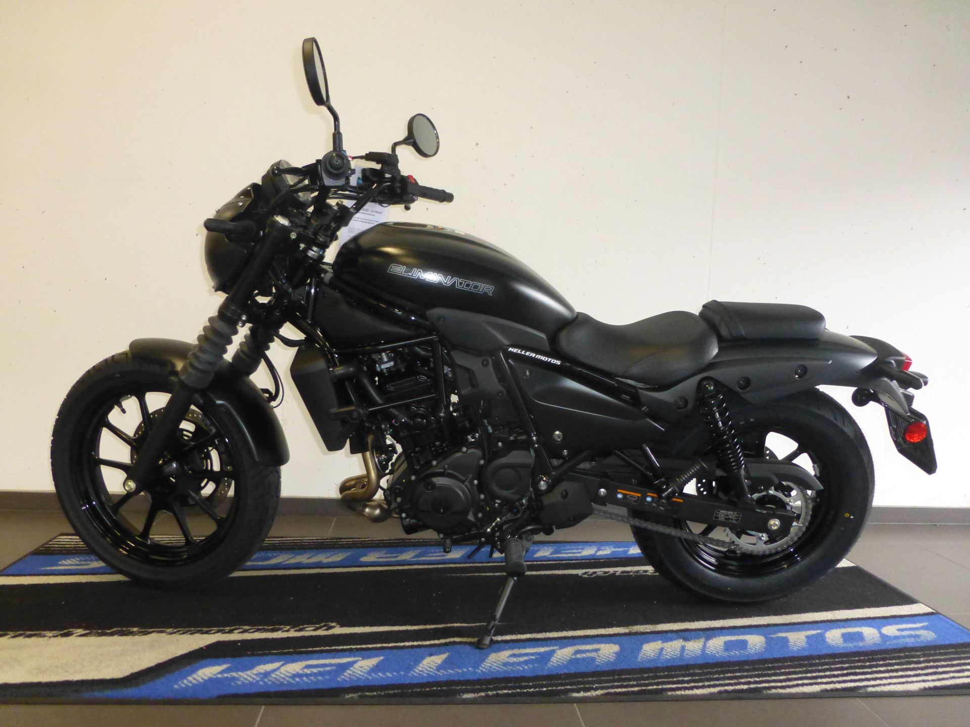 KAWASAKI Eliminator 500 SE-showroom-element-1