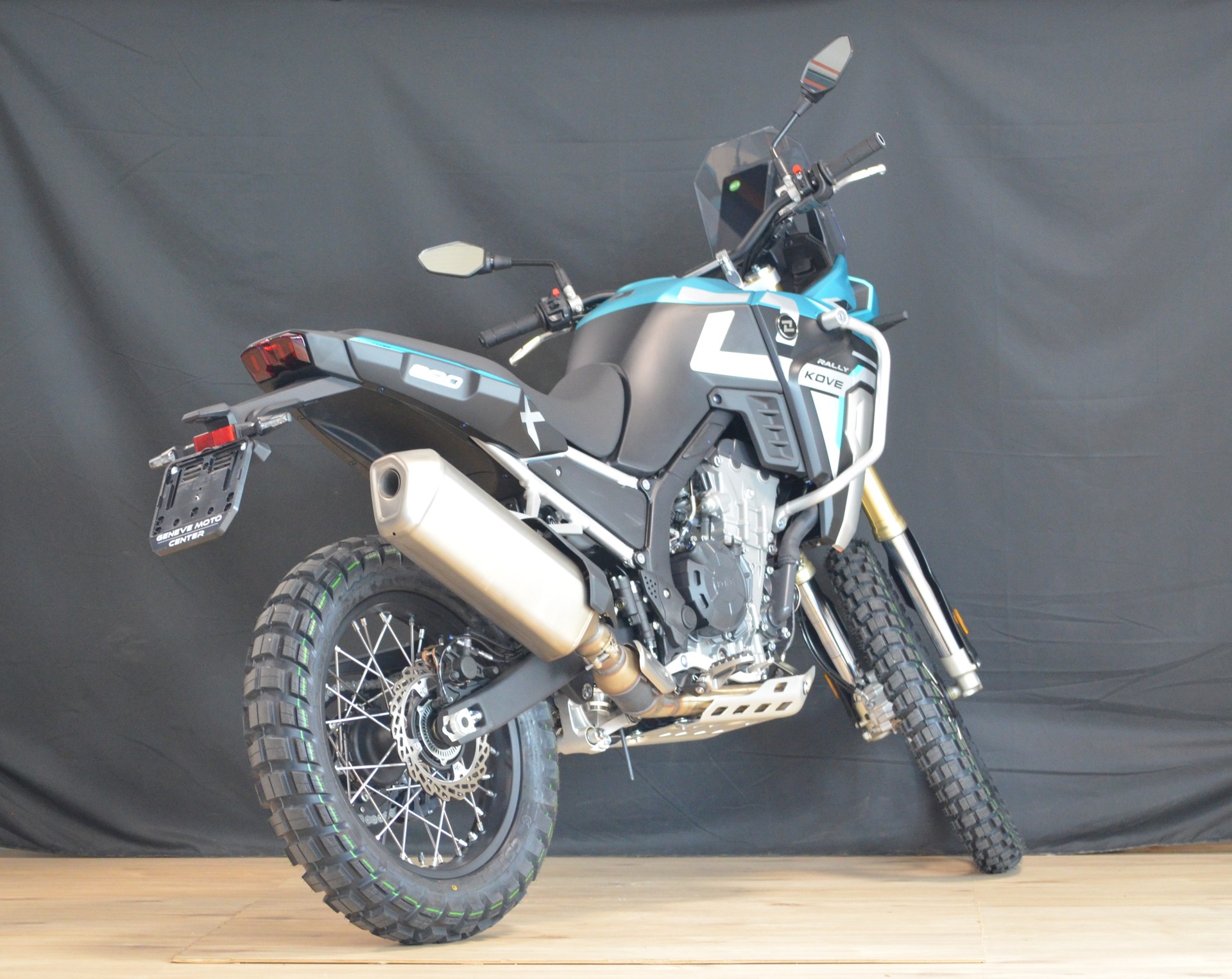 KOVE 800 X RALLYE-showroom-element-2