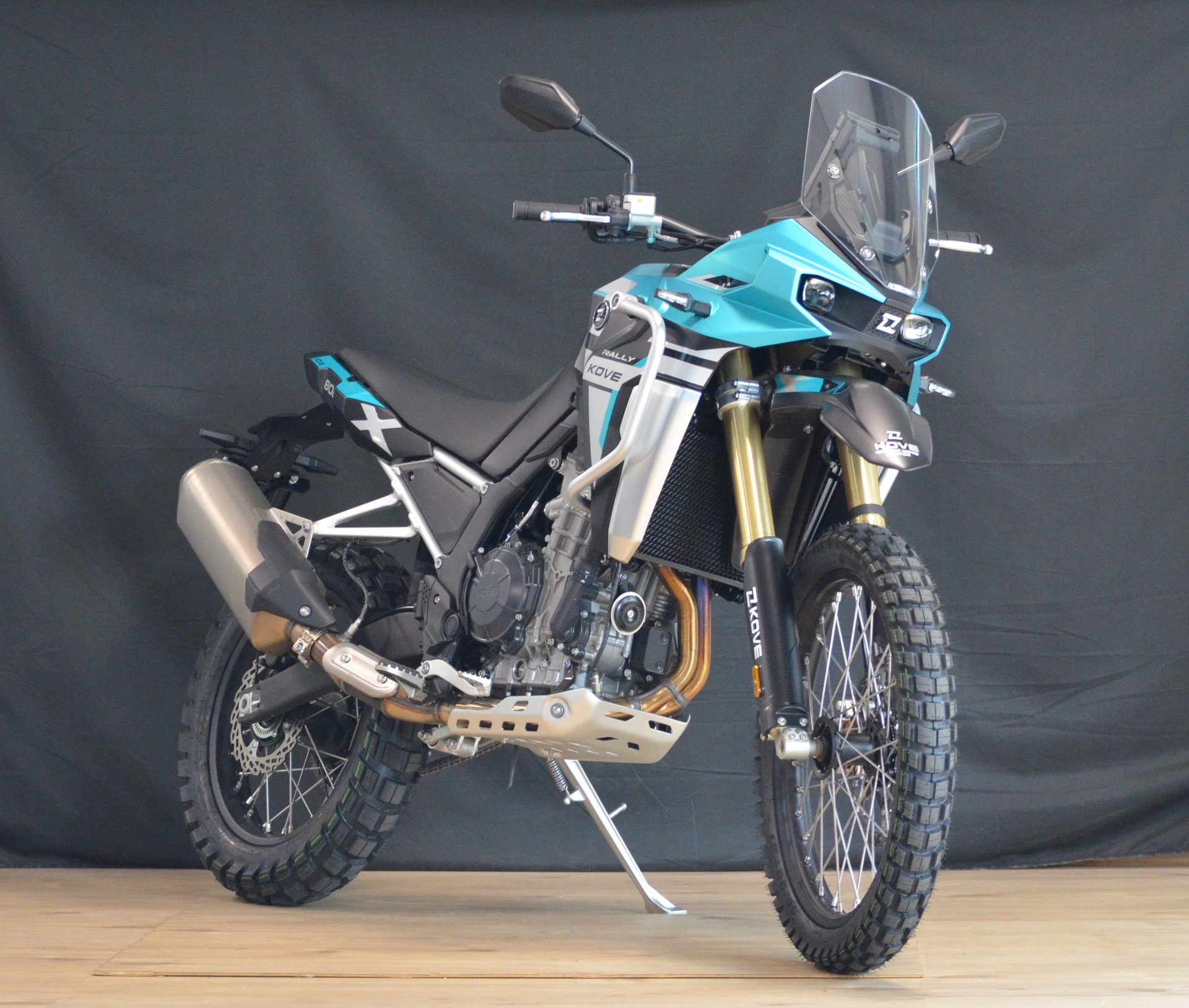 KOVE 800 X RALLYE-showroom-element-1
