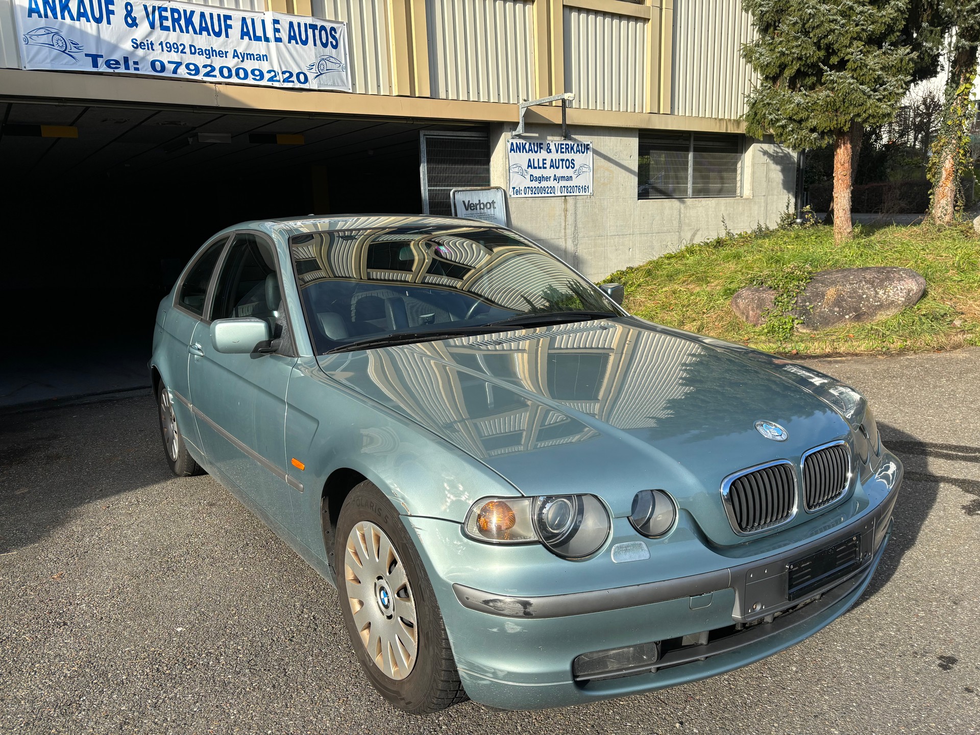 BMW 318 ti Compact-image-1