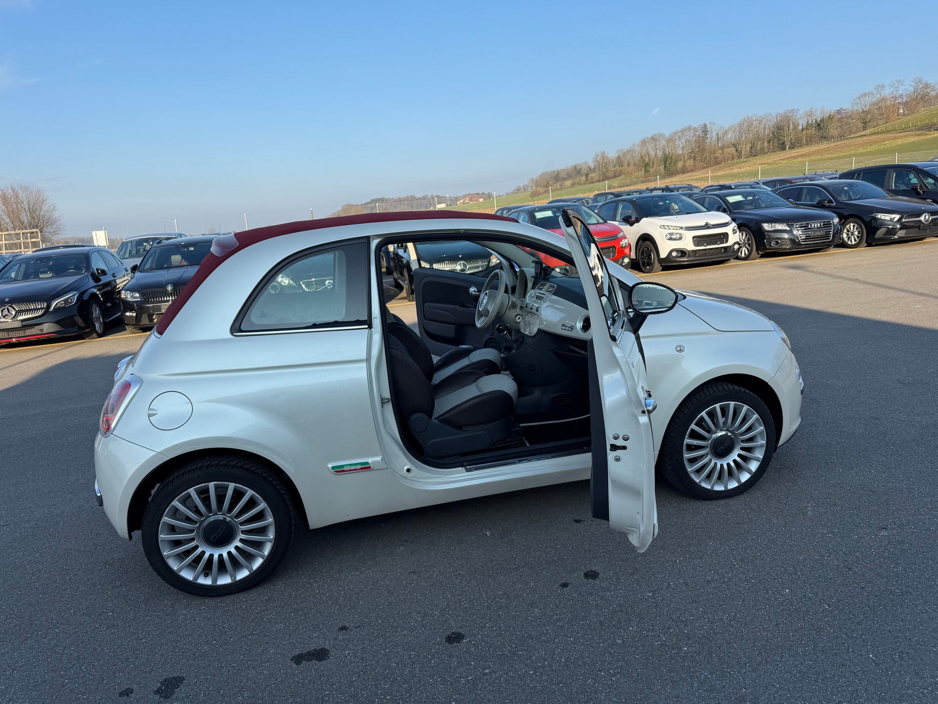FIAT 500C 1.4 16V Lounge-image-15
