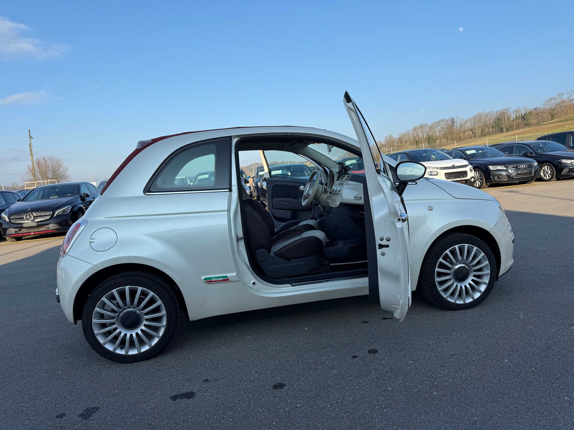 FIAT 500C 1.4 16V Lounge-image-16