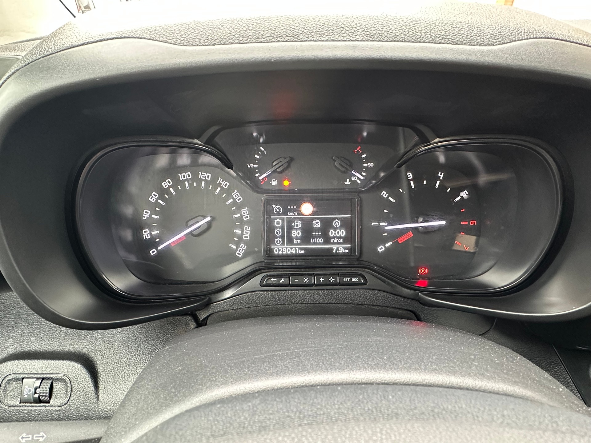 CITROEN Berlingo Van 1.5 Blue HDi 100 s/s Club 650kg-image-7
