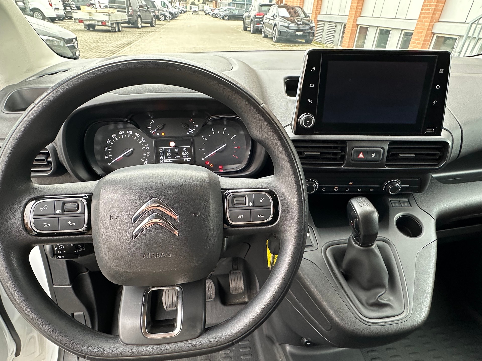 CITROEN Berlingo Van 1.5 Blue HDi 100 s/s Club 650kg-image-6