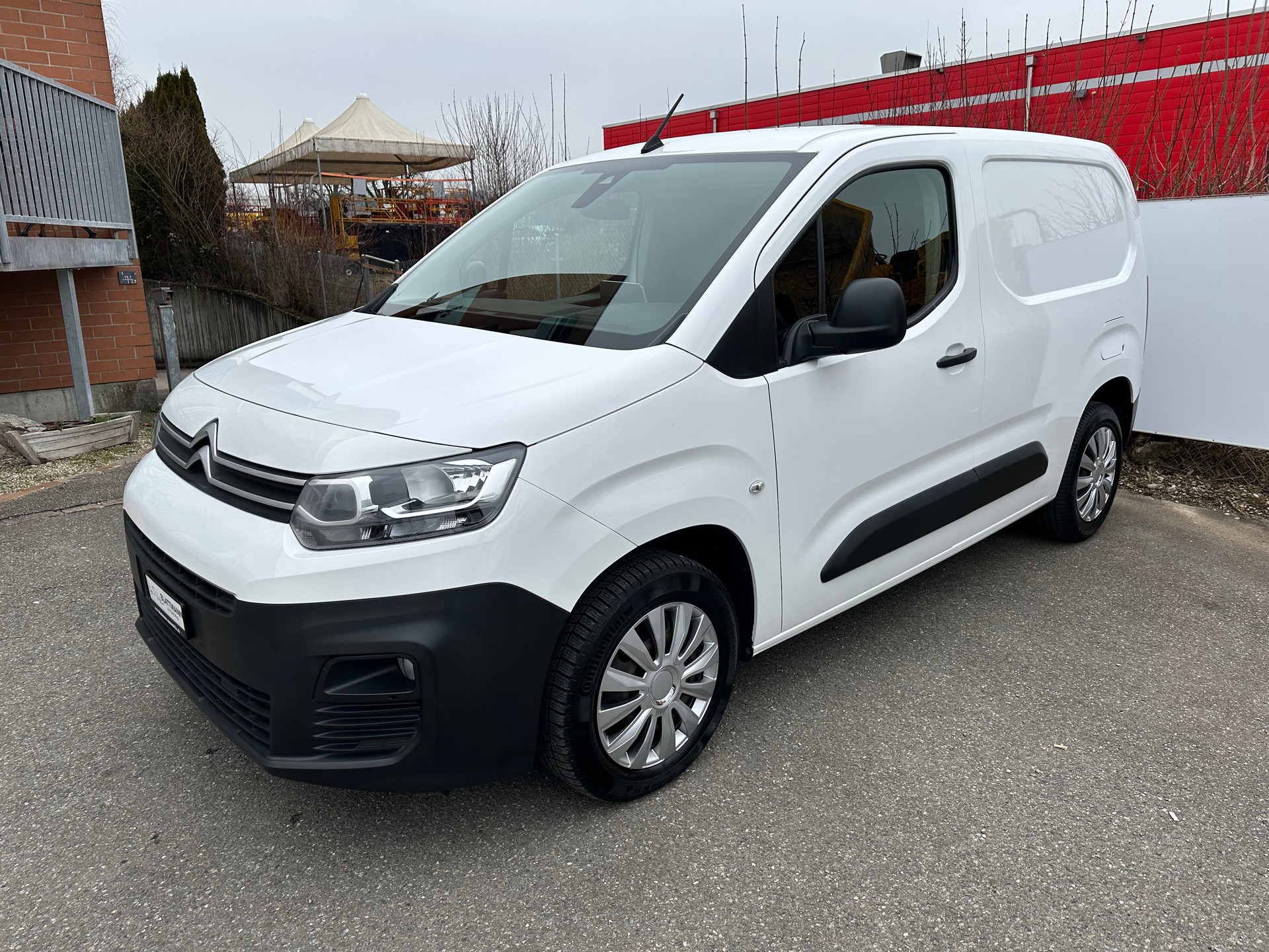 CITROEN Berlingo Van 1.5 Blue HDi 100 s/s Club 650kg-image-2